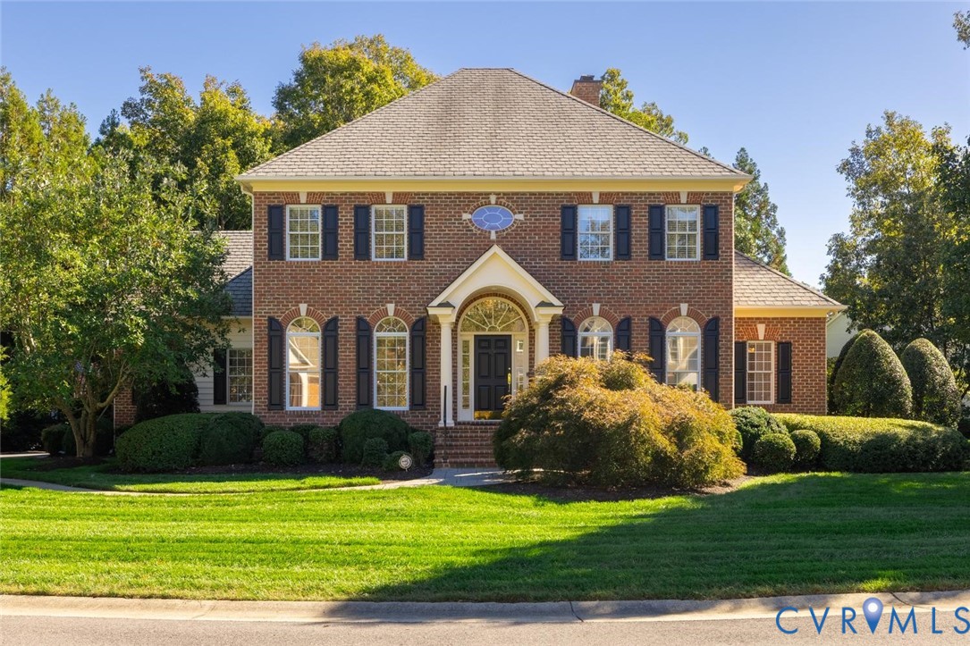 95 W Square Dr — photo