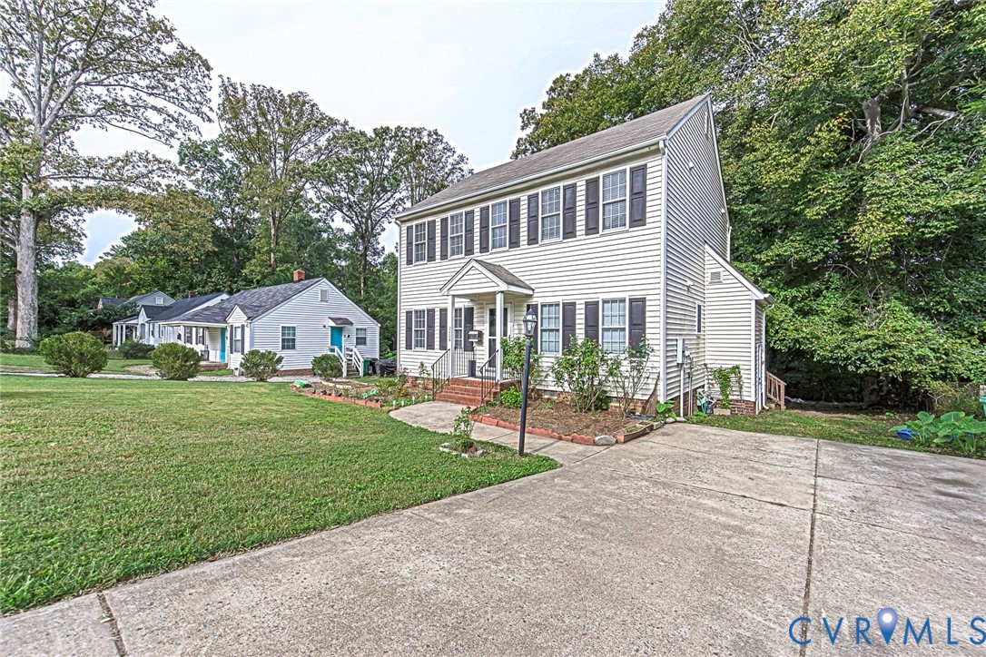 2408 Swartwout Ave — photo