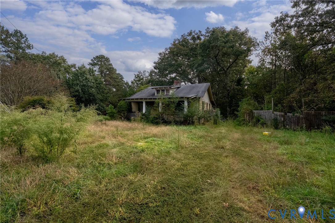2241 Meadow Rd — photo