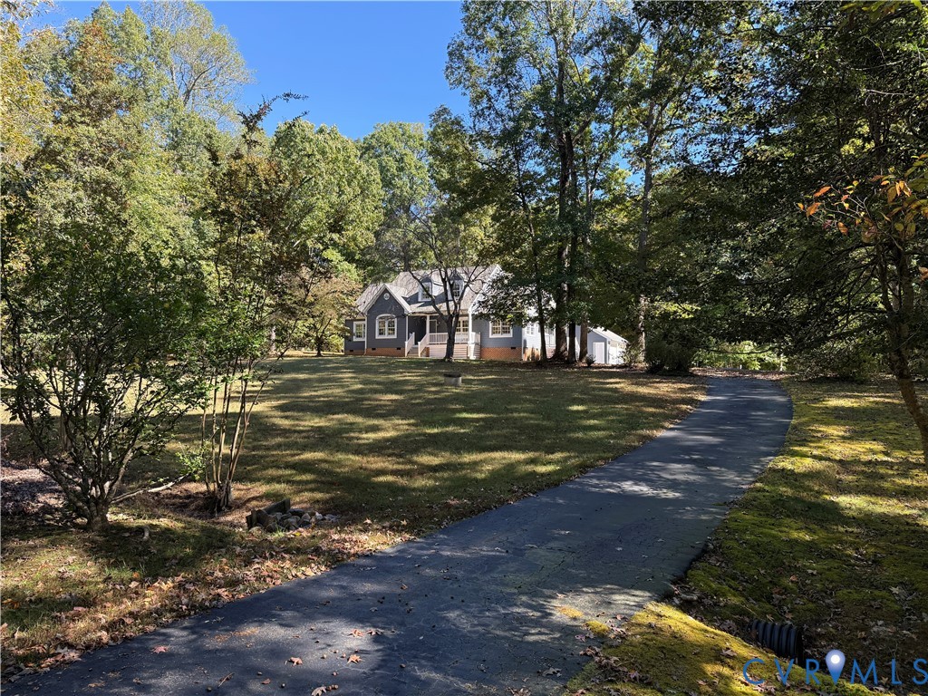 3559 Oxford Dr — photo