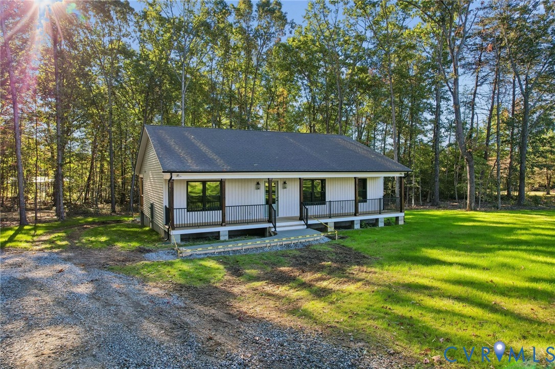 380 Cross County Road, Gum Spring, VA 23065 — photo 3