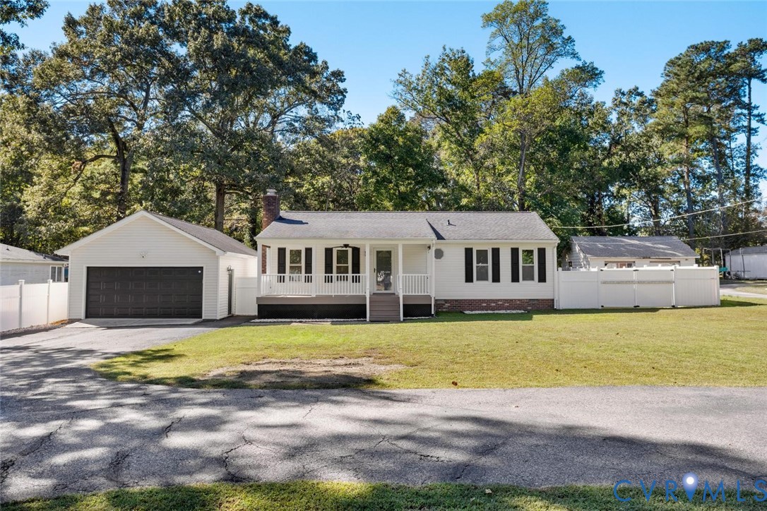 12704 S Chester Rd — photo