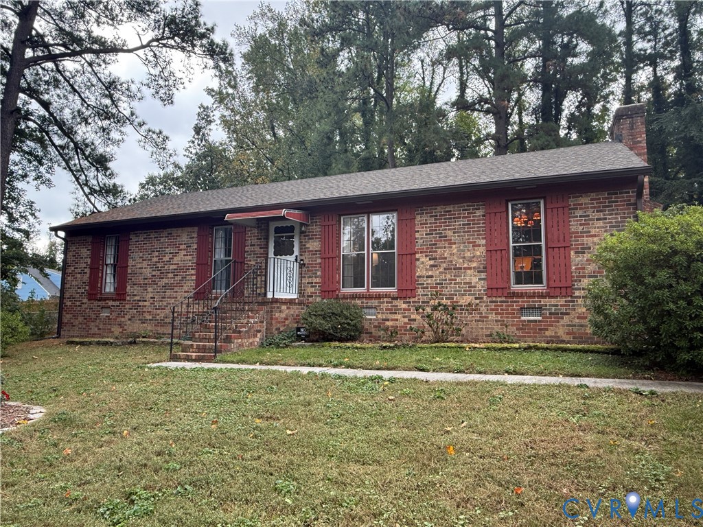 237 Spring Dr — photo