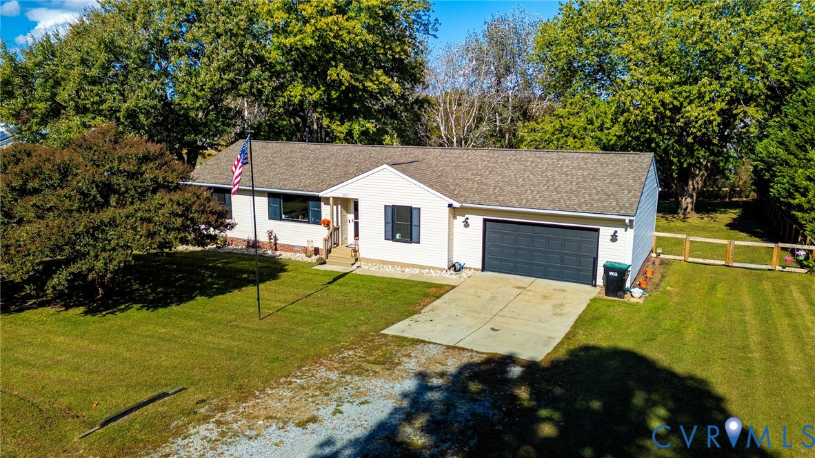223 Loch Haven Dr — photo