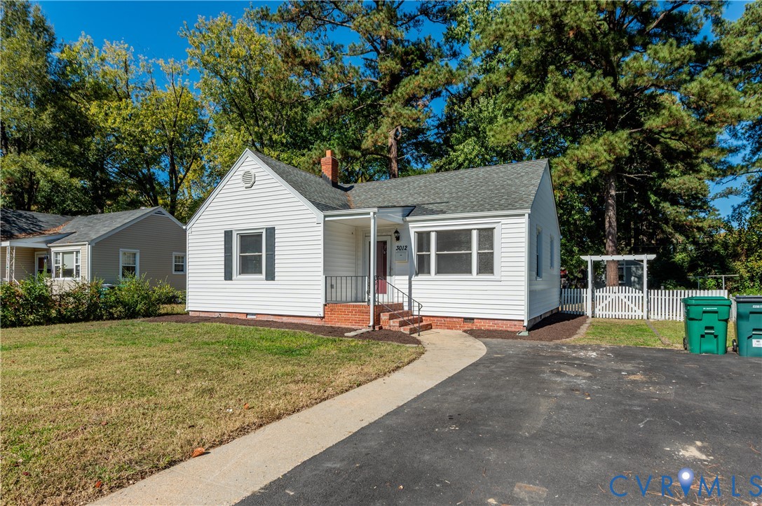 3012 Maplewood Rd — photo
