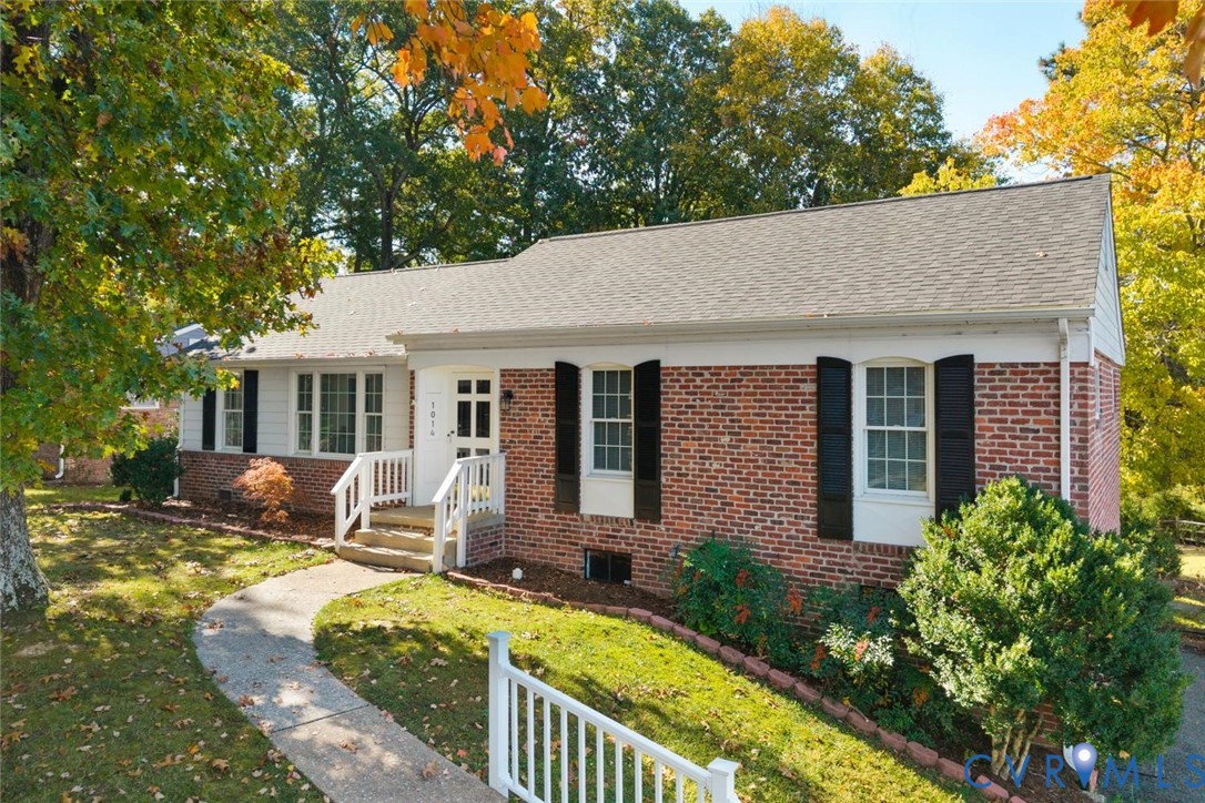 1014 Westbriar Dr — photo