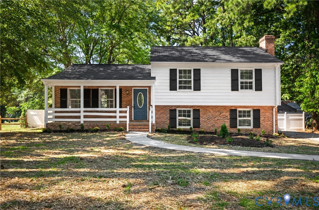 9010 Fawn Ln — photo