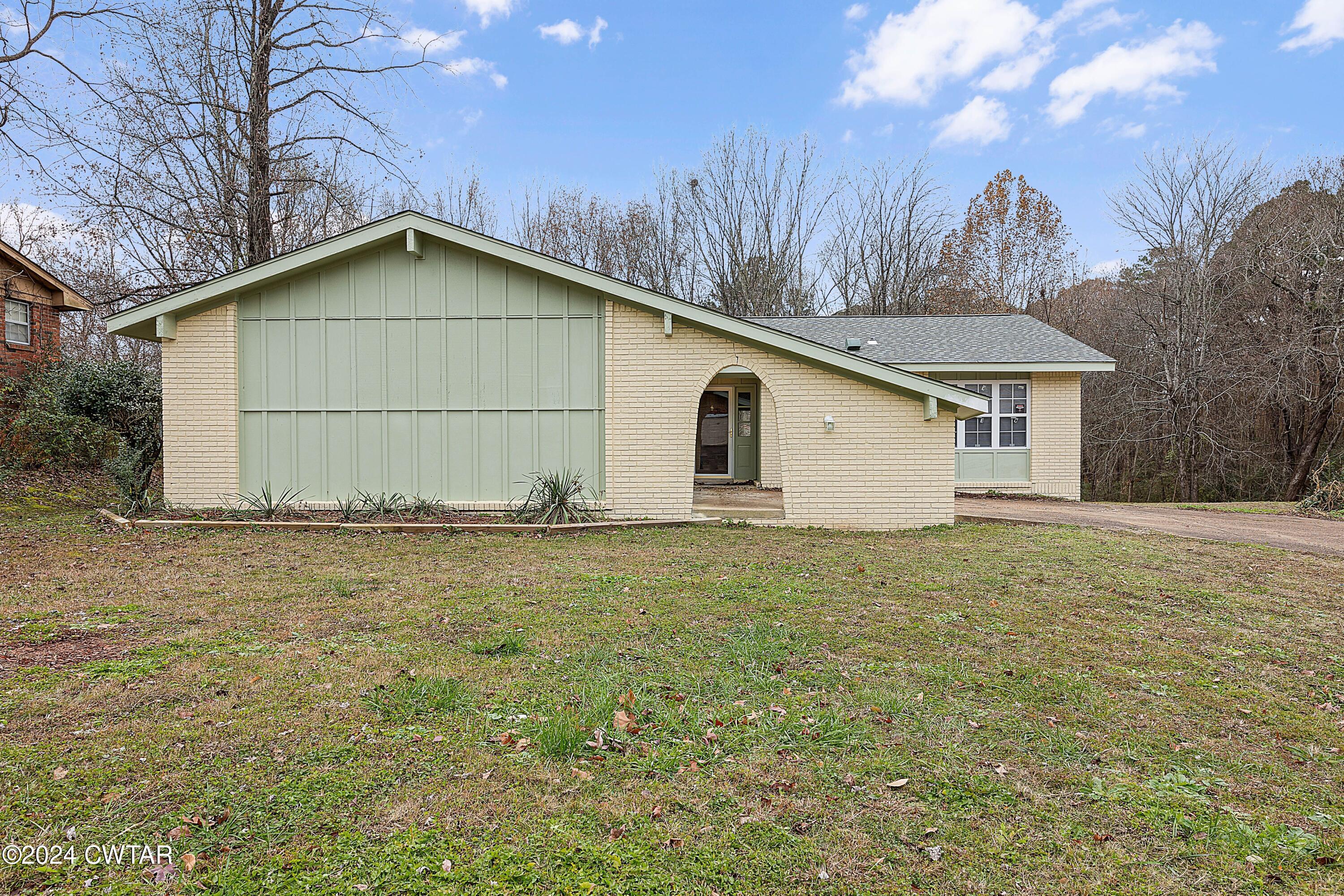 52 Eagle Cove — photo