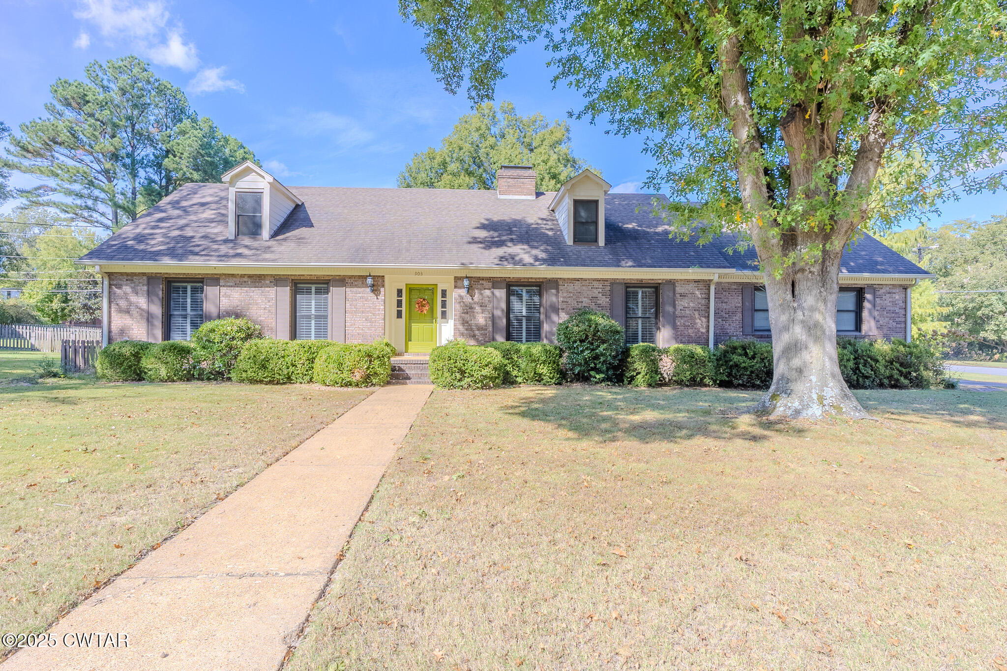903 Breckenridge Drive — photo