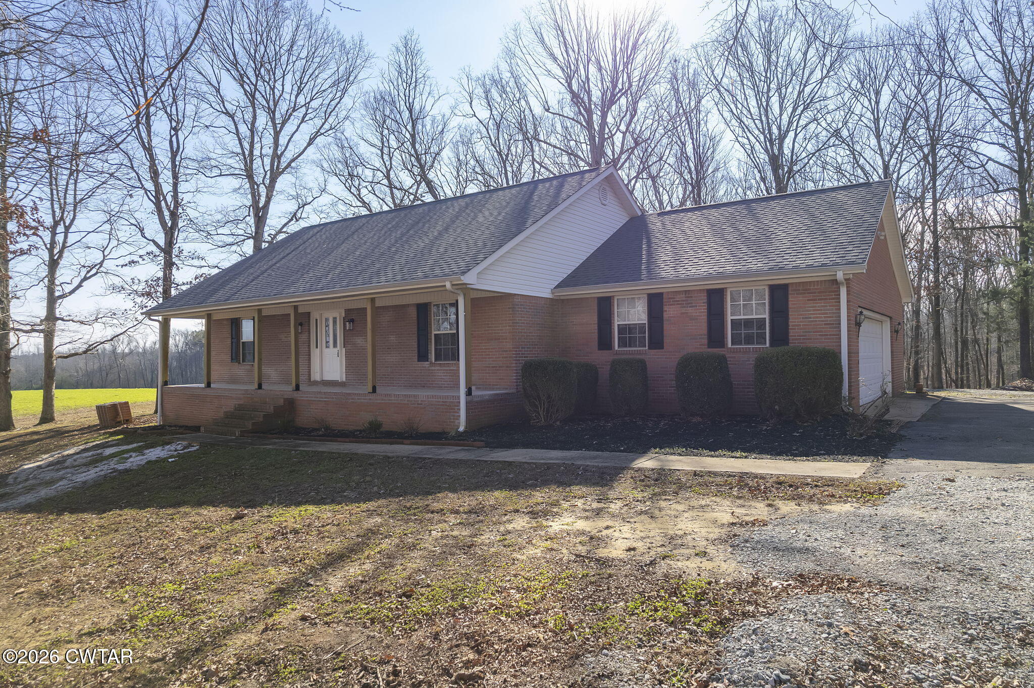 2130 Hughes Road — photo