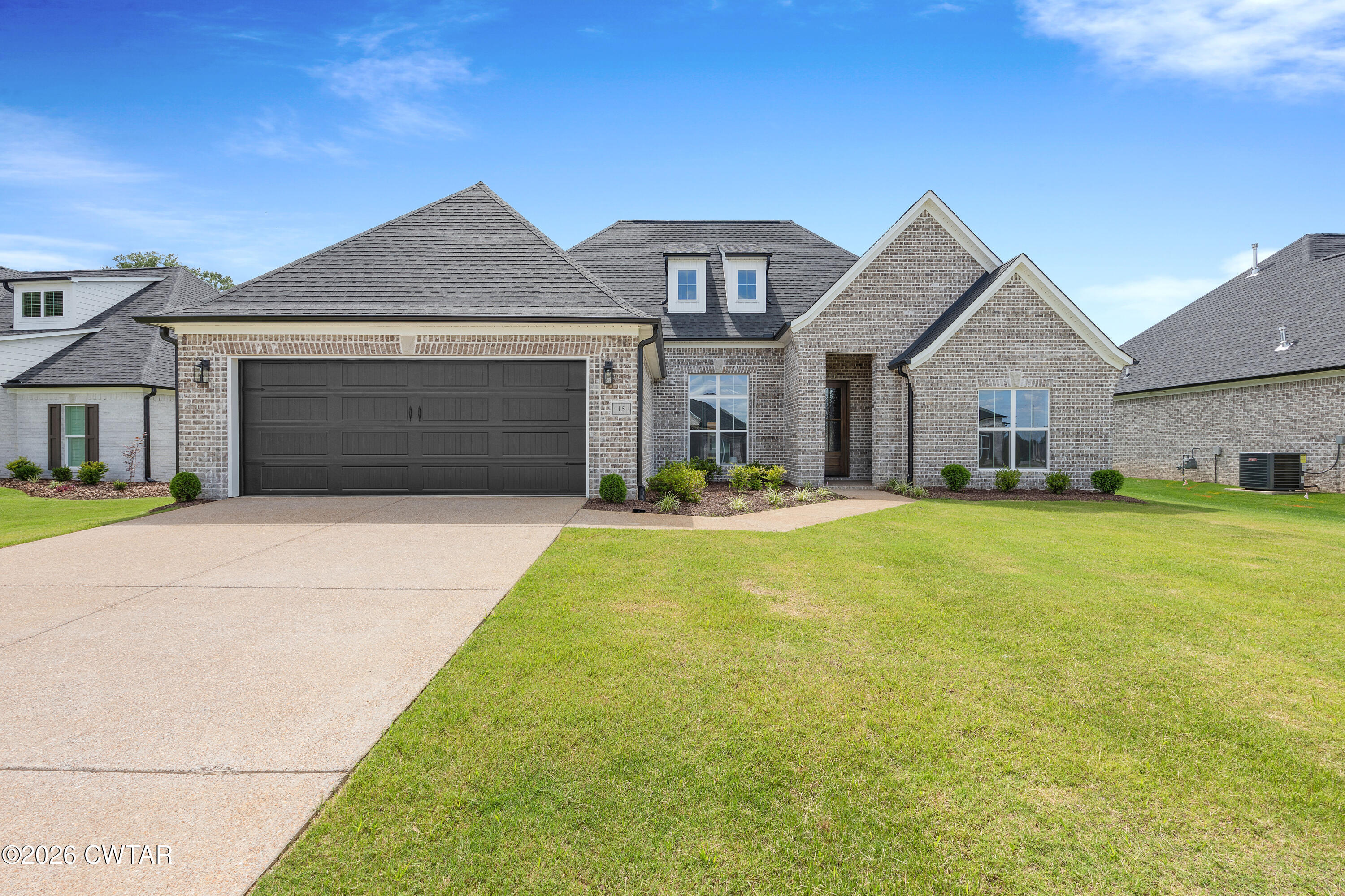 15 Creekbend Cove — photo