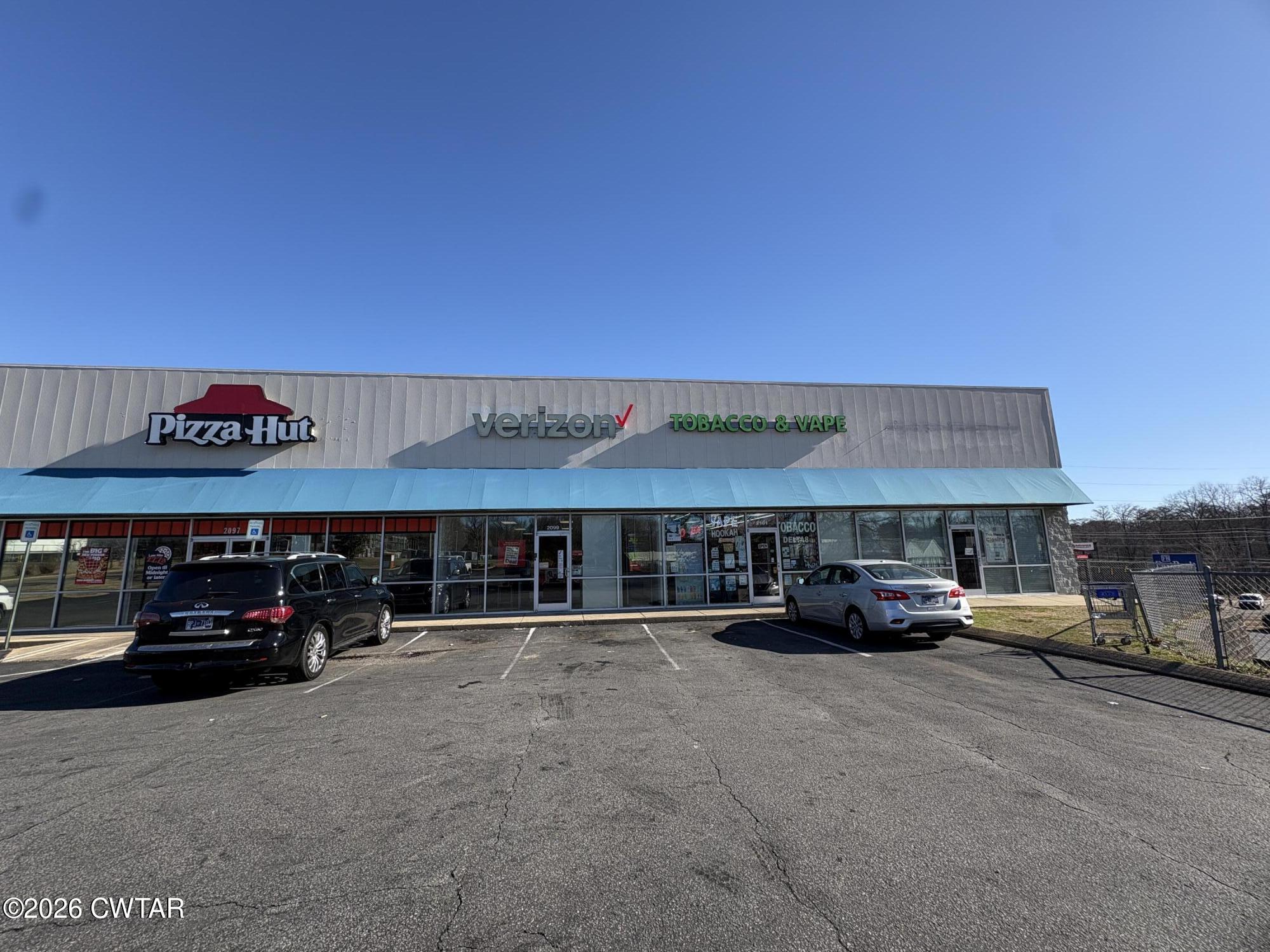 2103 S Highland Avenue — photo
