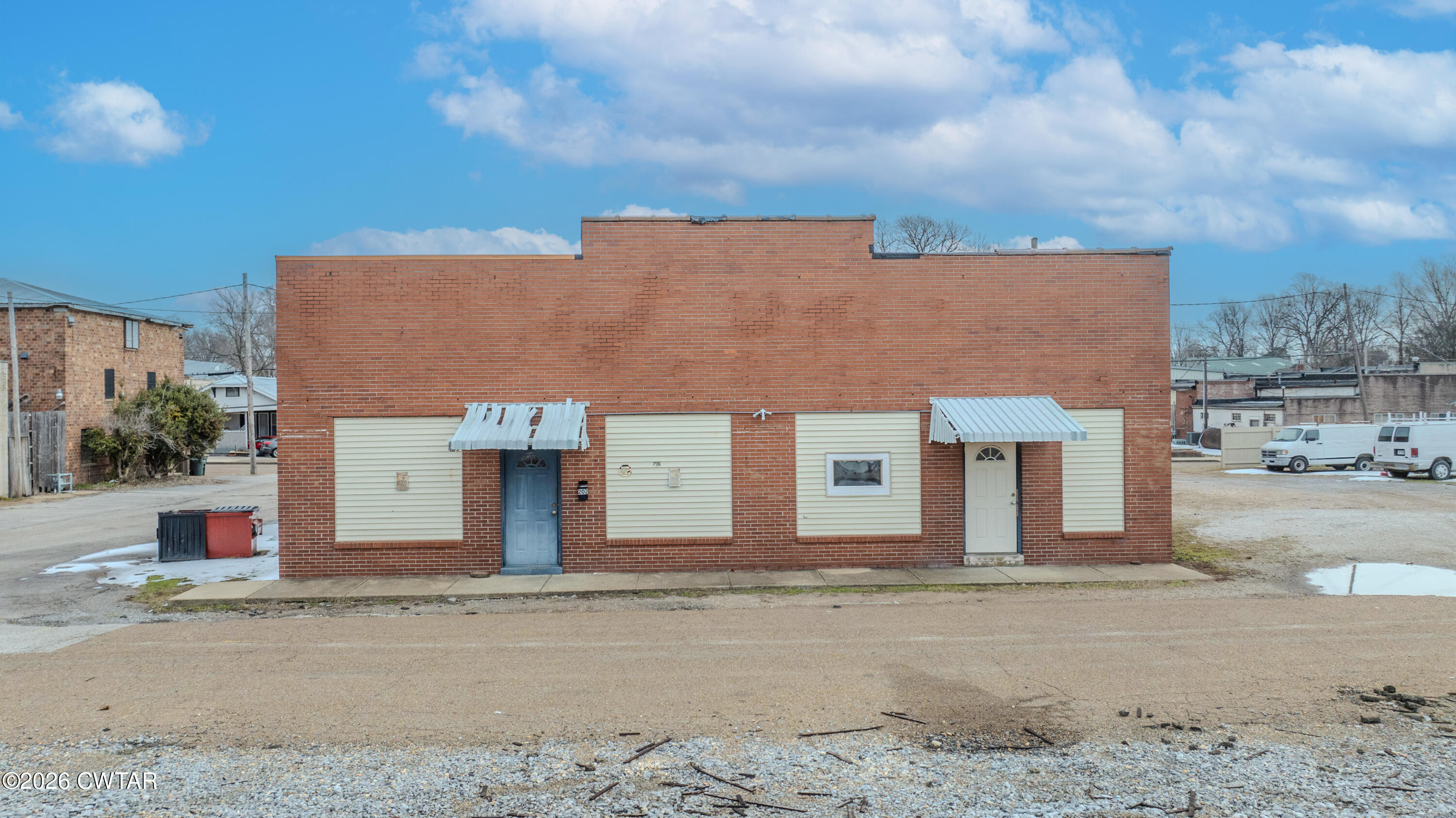 202 Railroad Street — photo