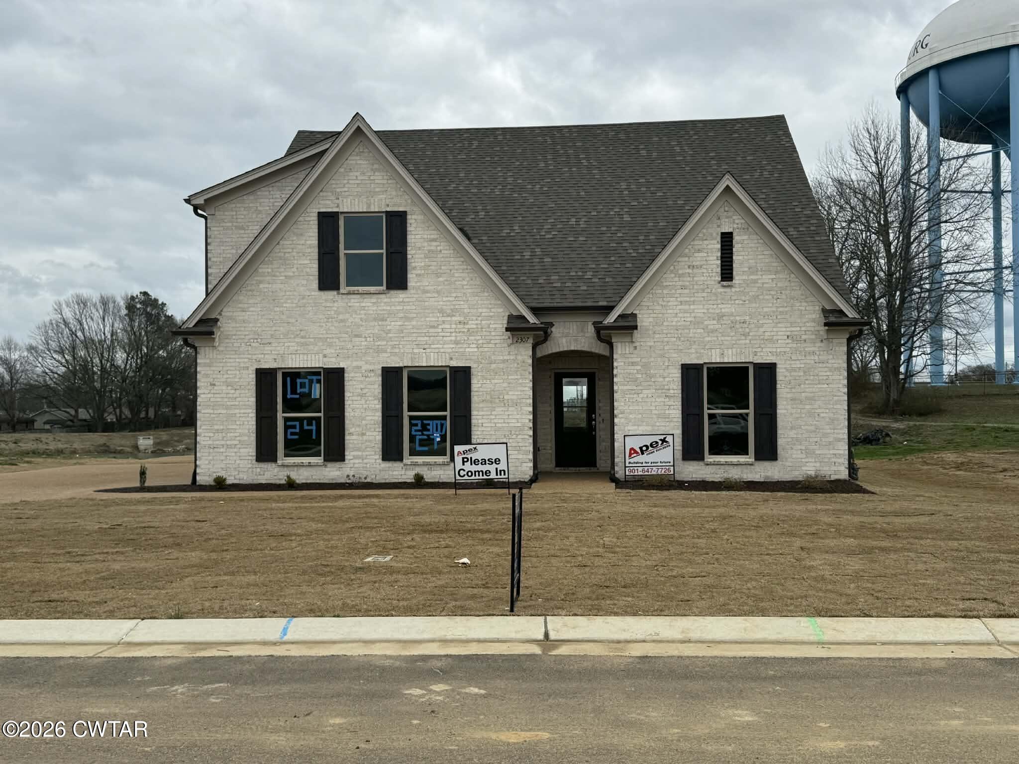 2307 Cherokee Trail — photo