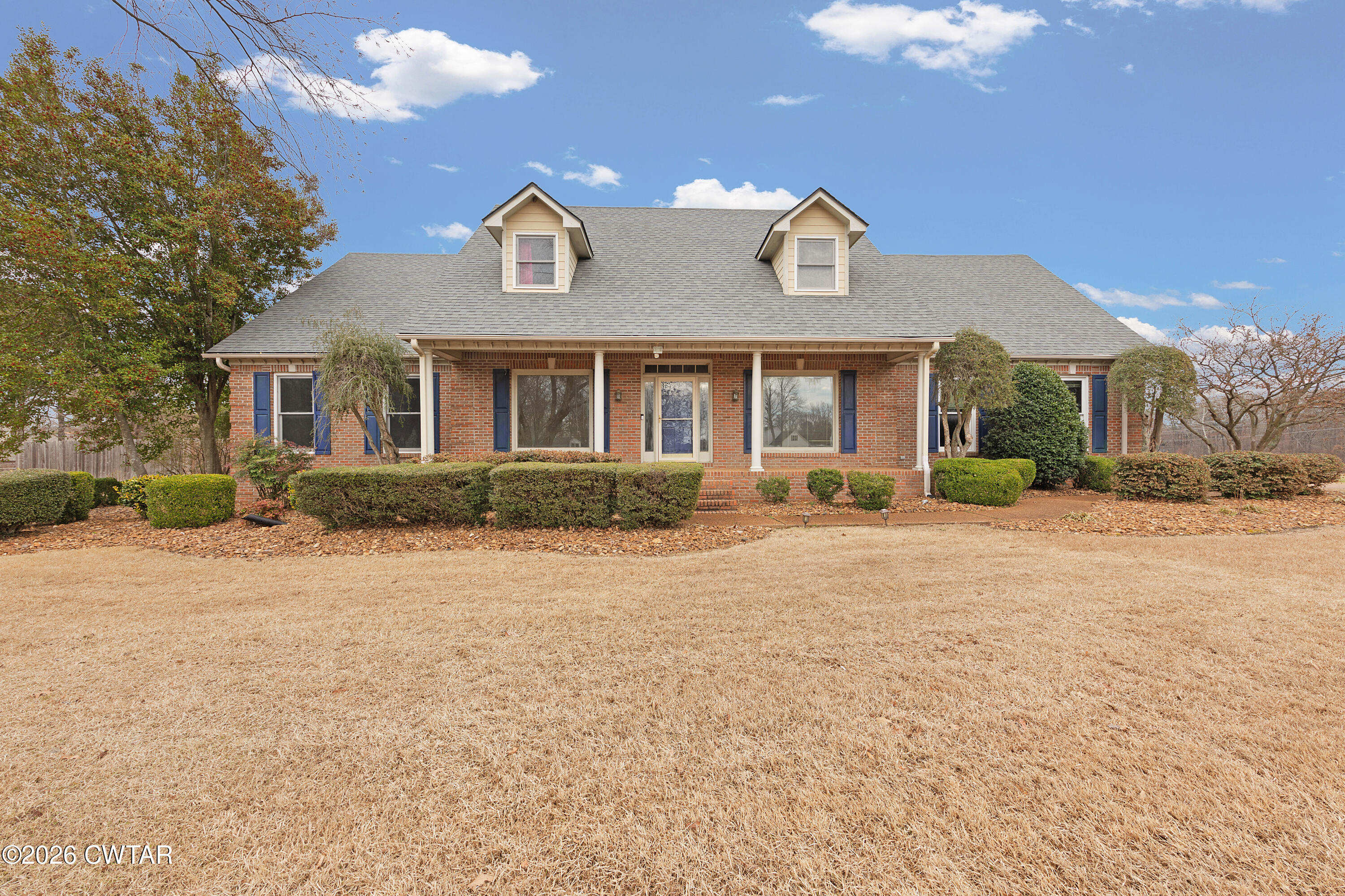 290 Redfield Drive — photo