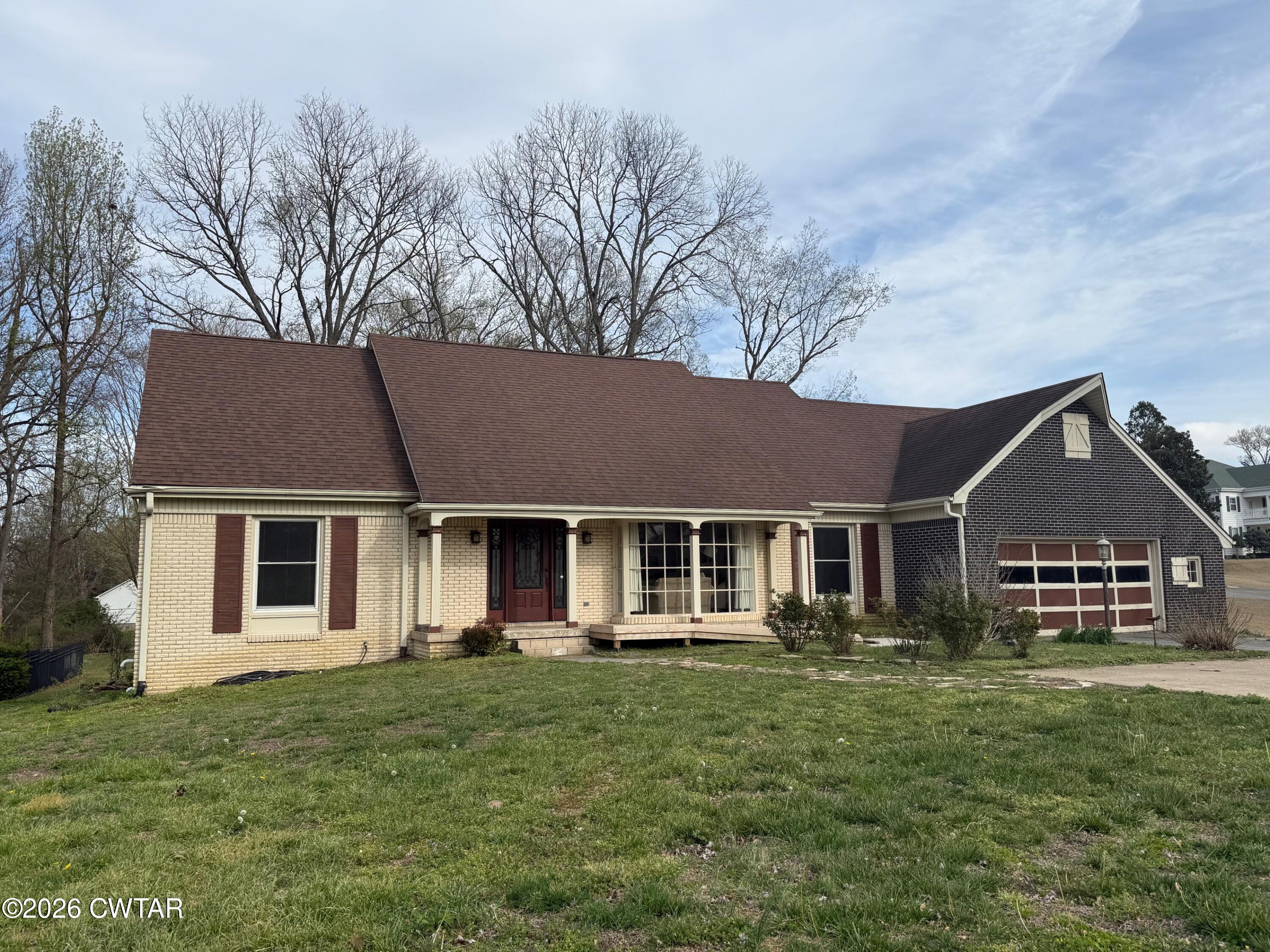 1846 Lake Road — photo