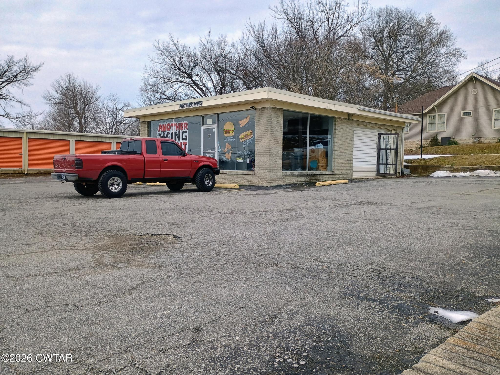 414 E Court Street — photo