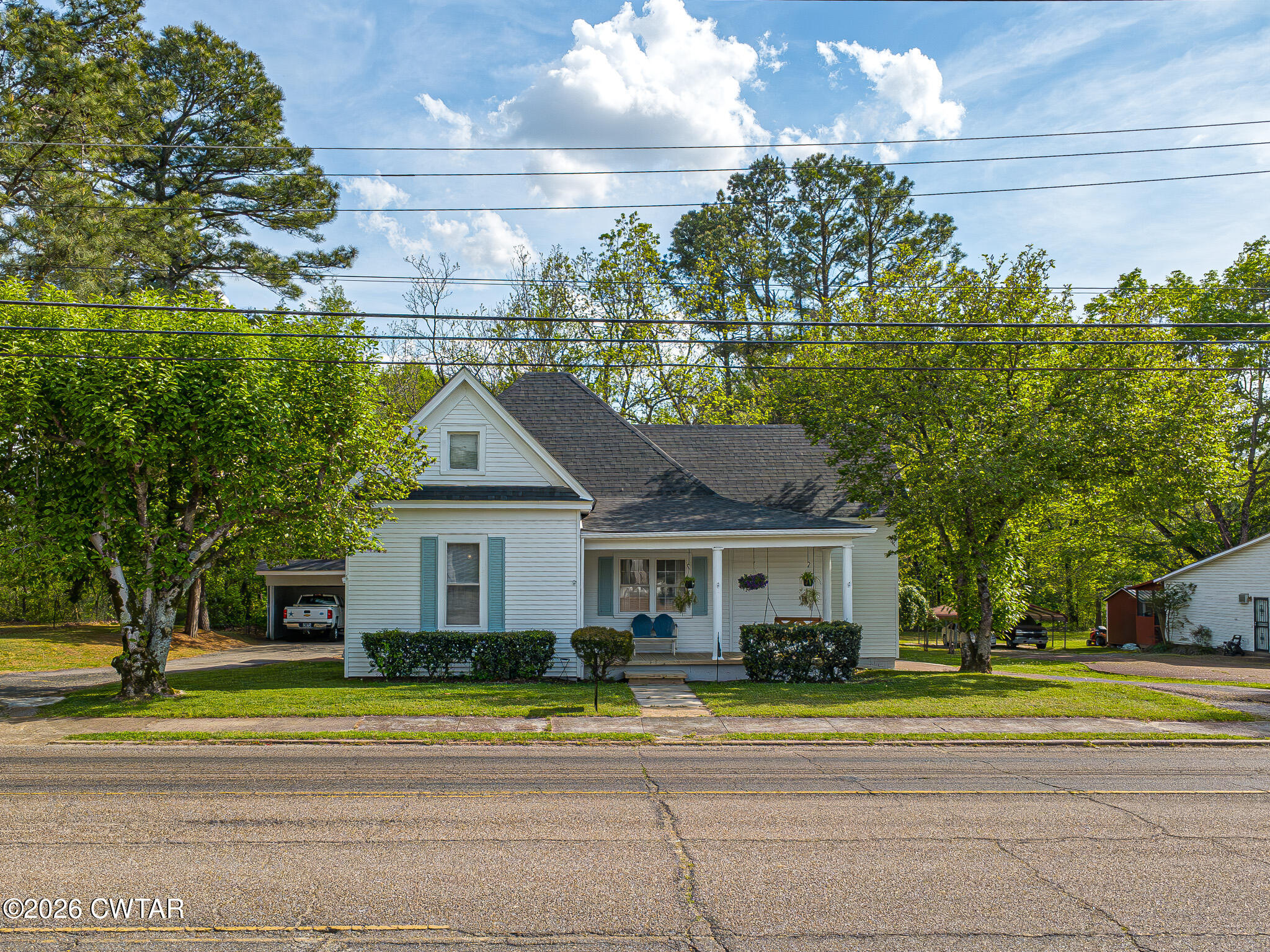 1412 E Main Street — photo