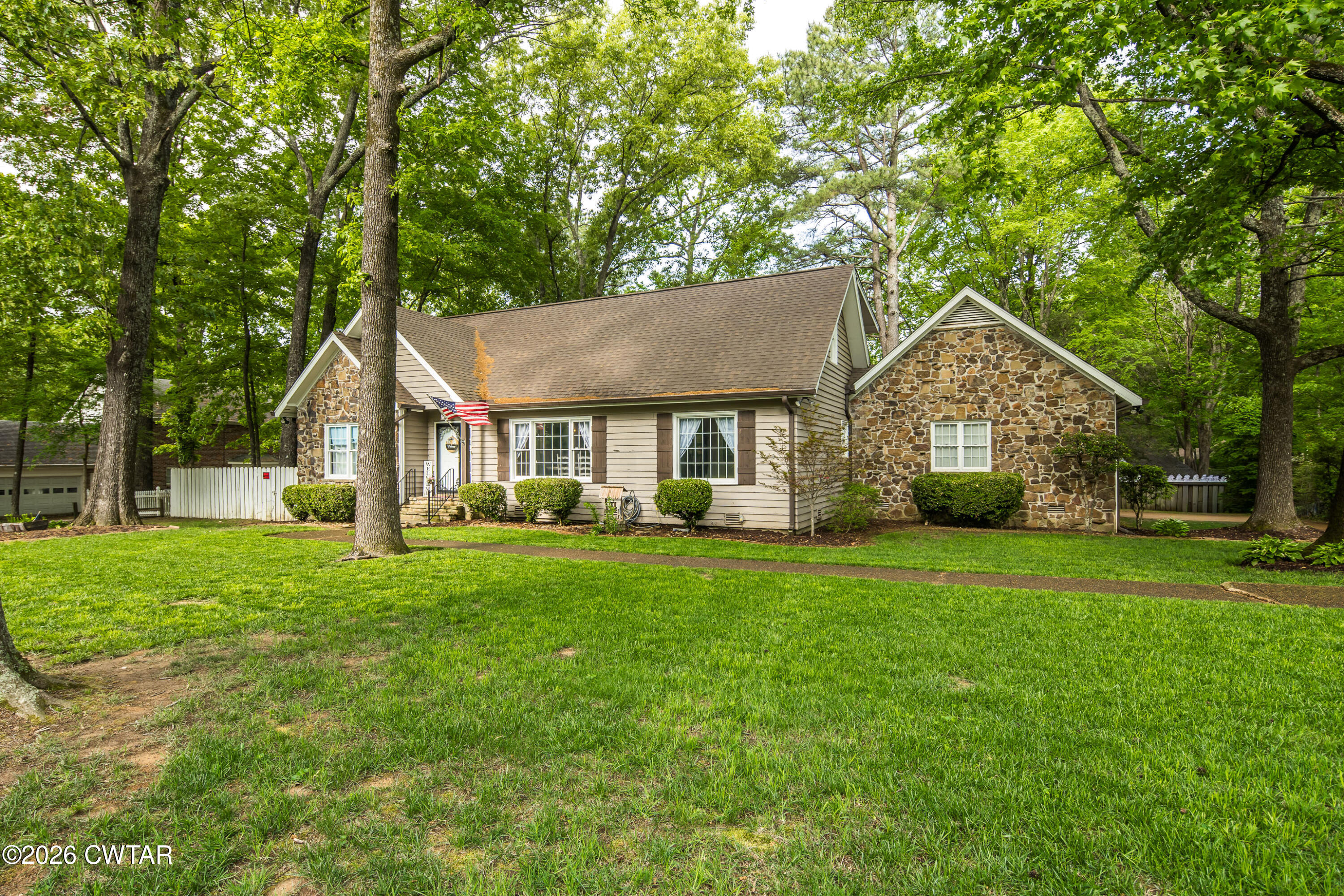 17 Vega Drive — photo