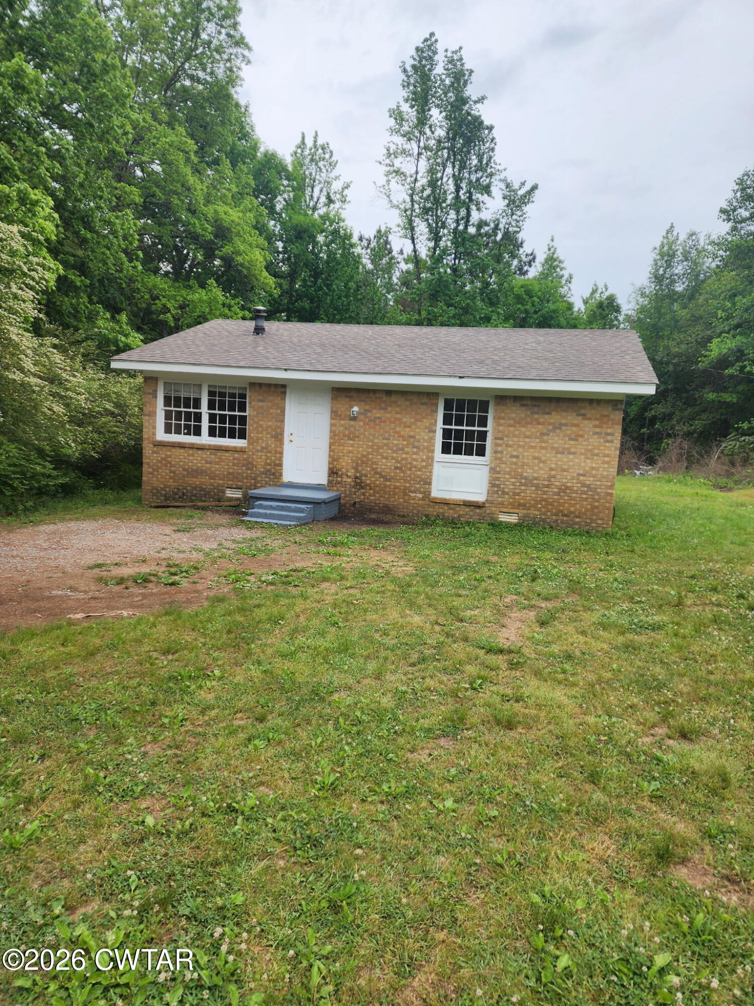 204 Locust Drive — photo