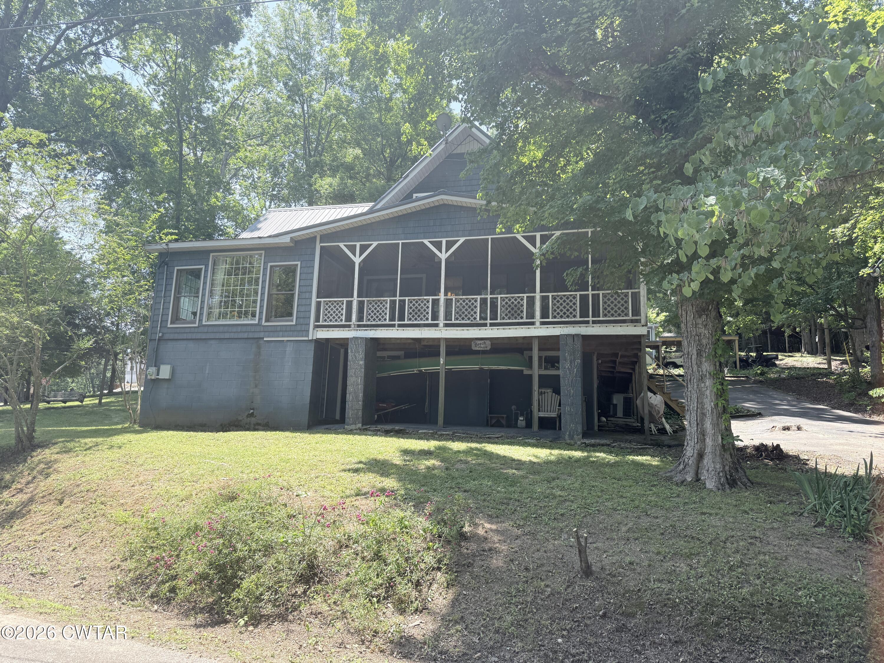 1060 Lost Creek Boat Dk Road — photo