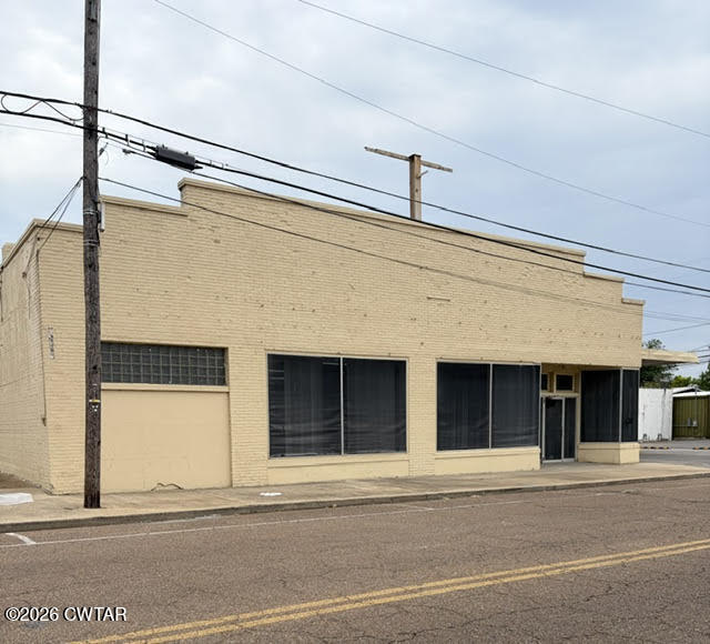 315 W Court Street — photo
