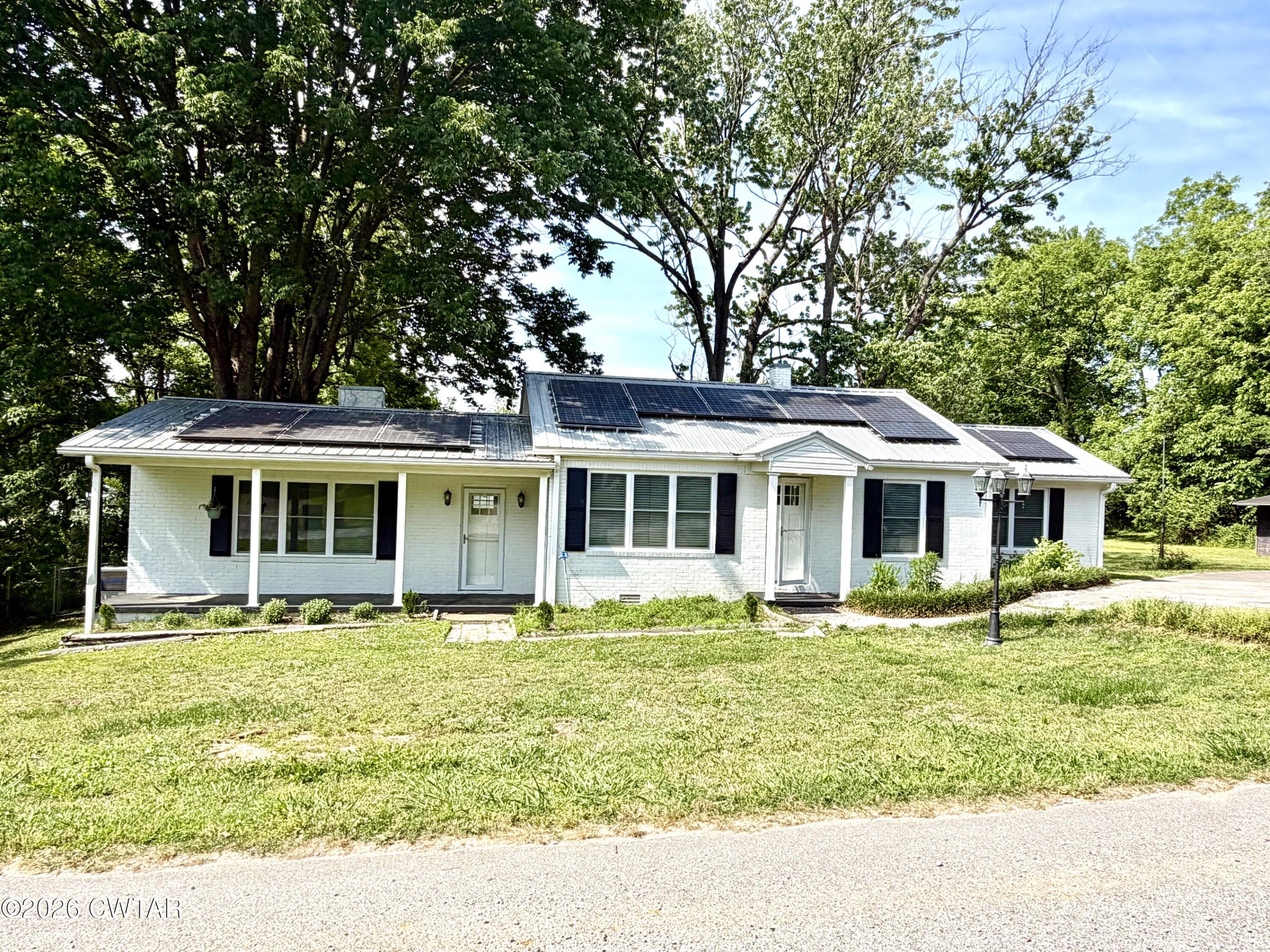328 Rowlett Avenue — photo