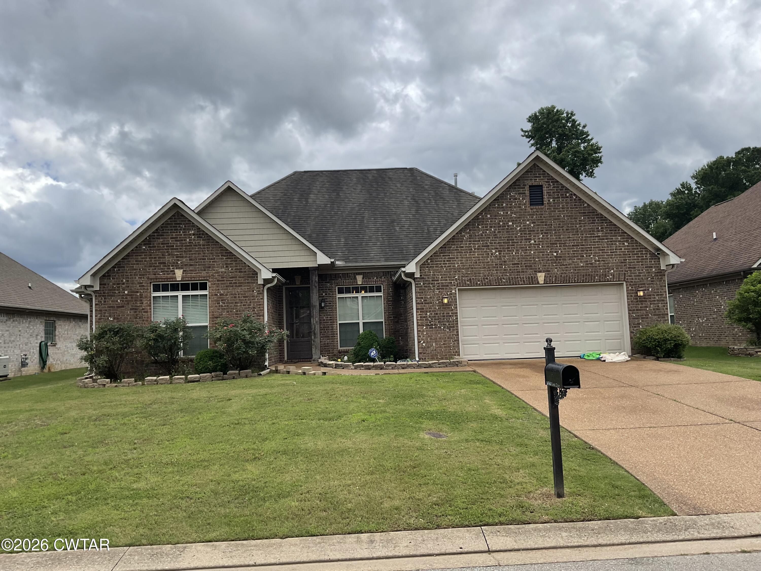 36 Fall Creek Drive — photo