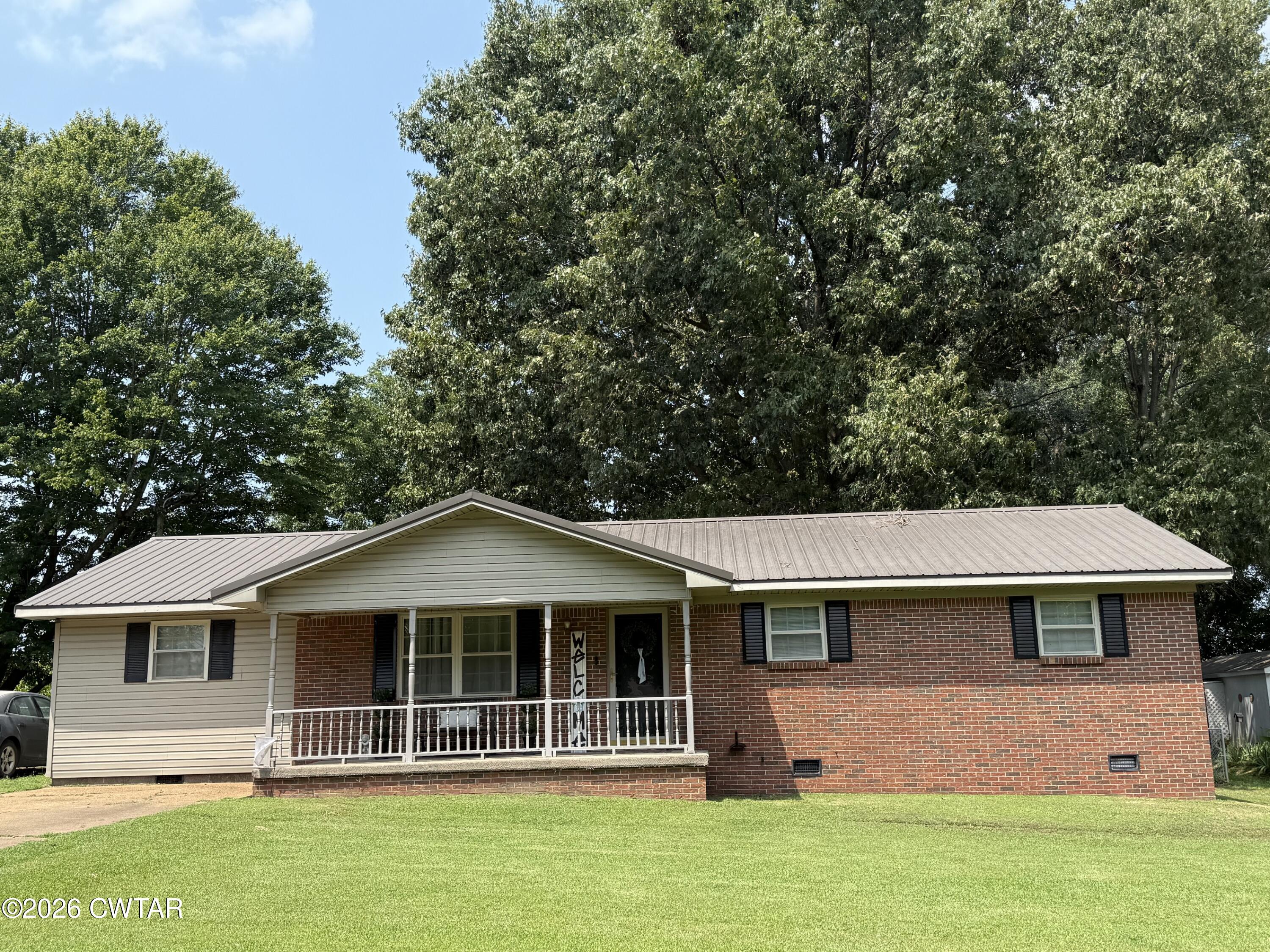 121 Morris Drive — photo