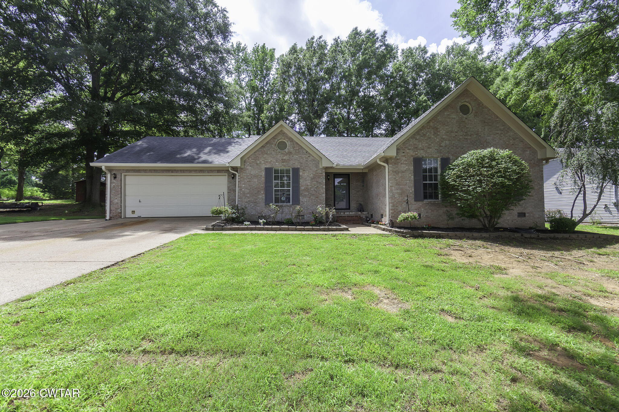 102 Candlewick Drive — photo