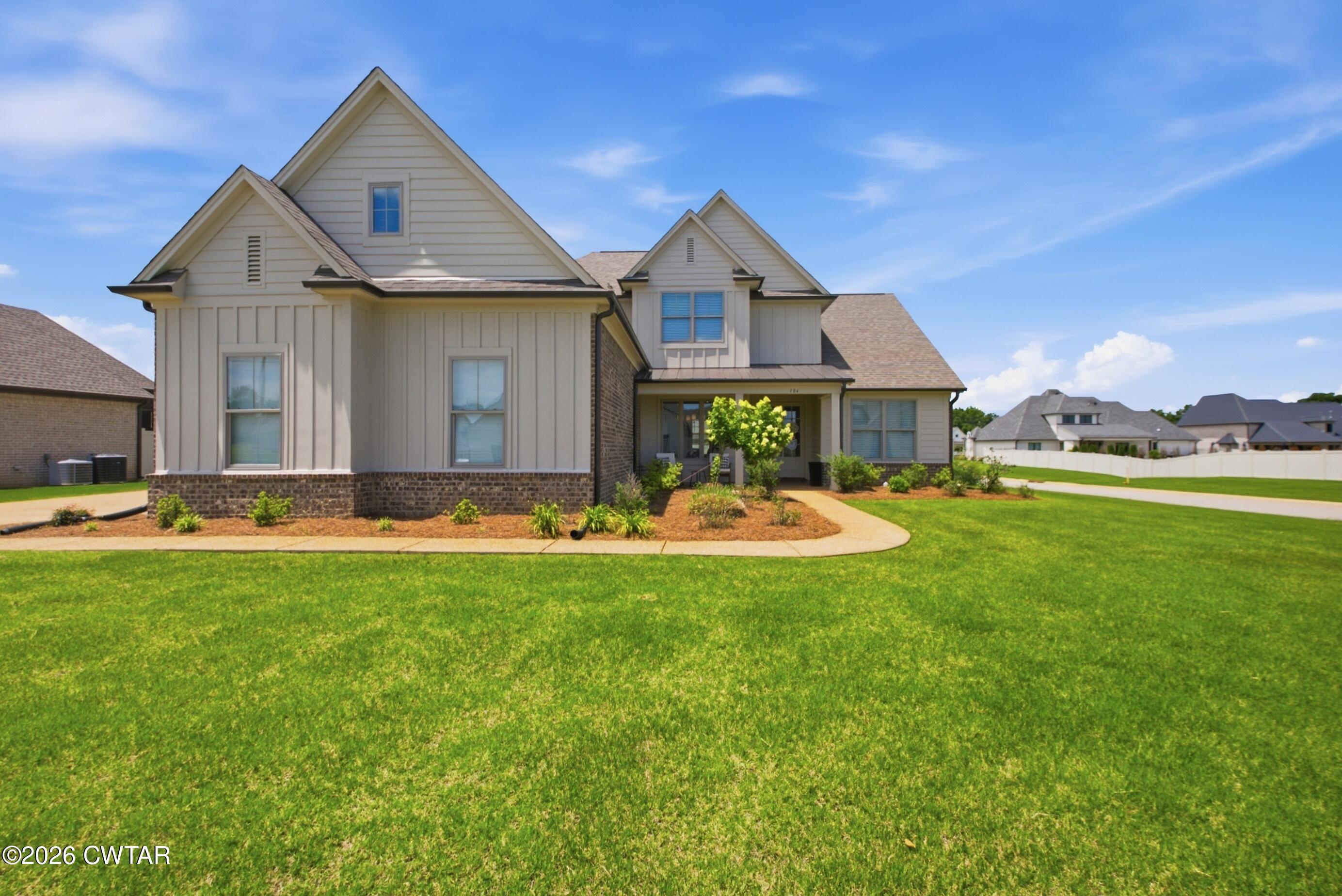 104 Crosspointe Drive — photo