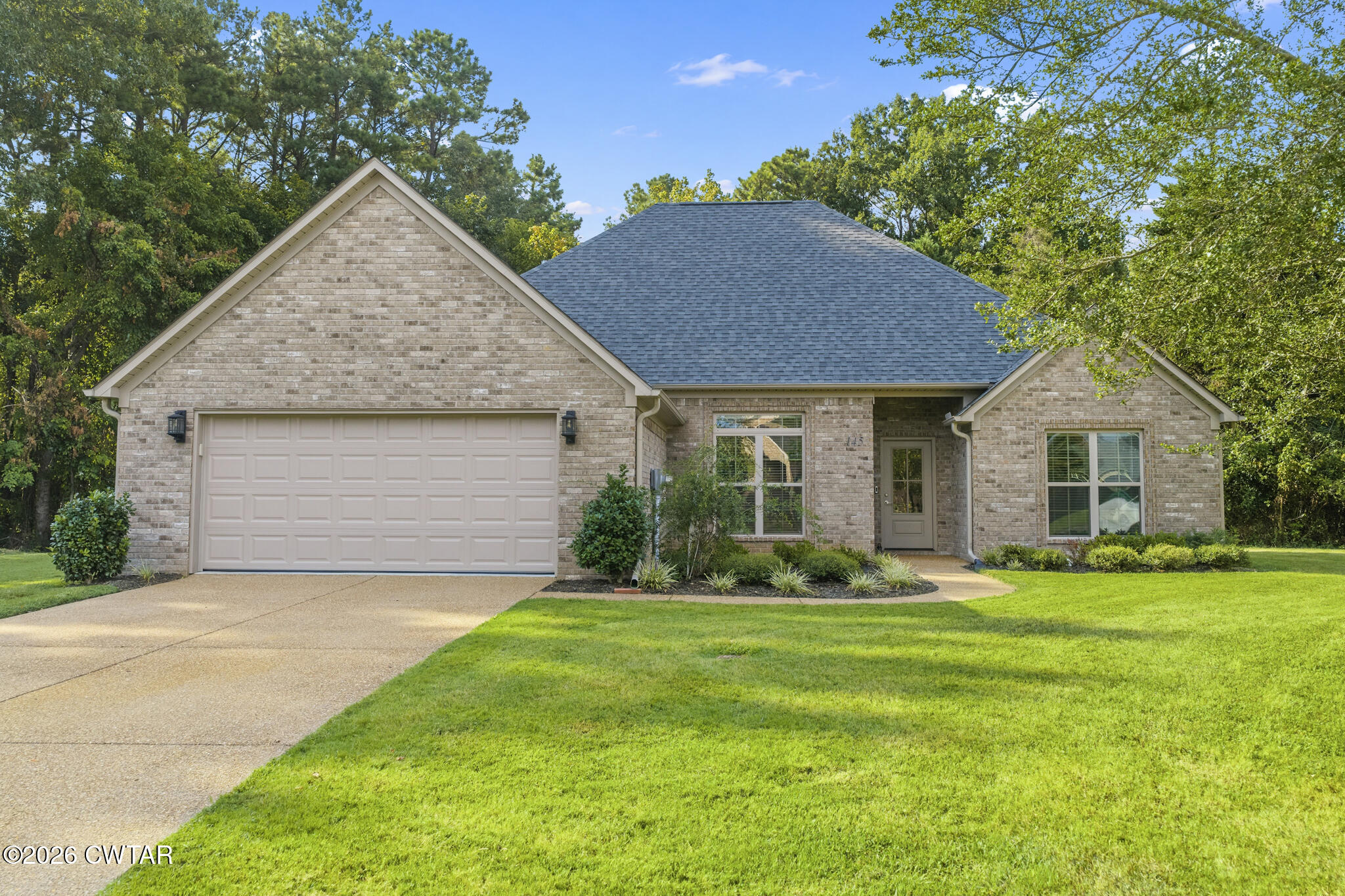 145 Silverdale Cove — photo