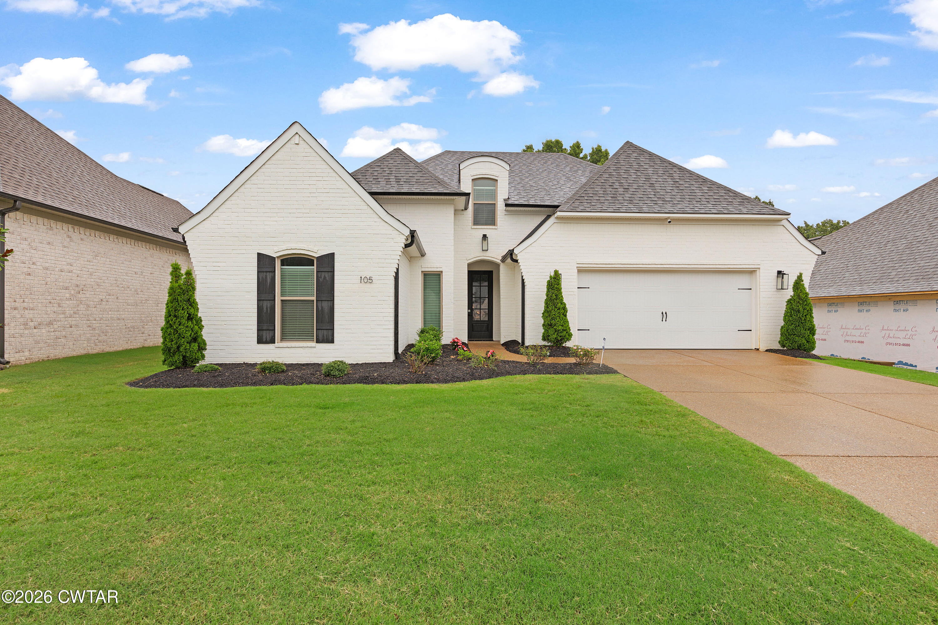 105 Emerald Breeze Drive — photo