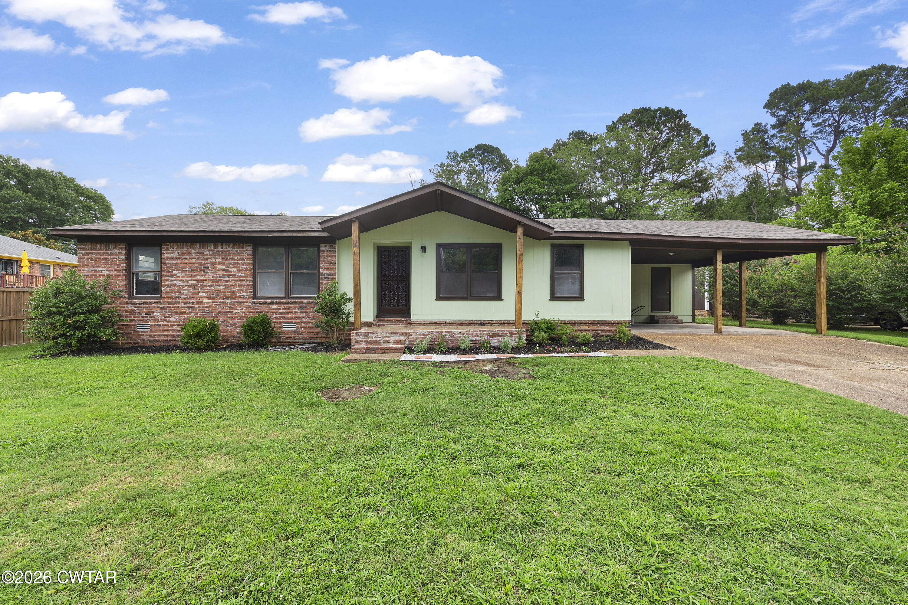 88 Cherokee Drive — photo