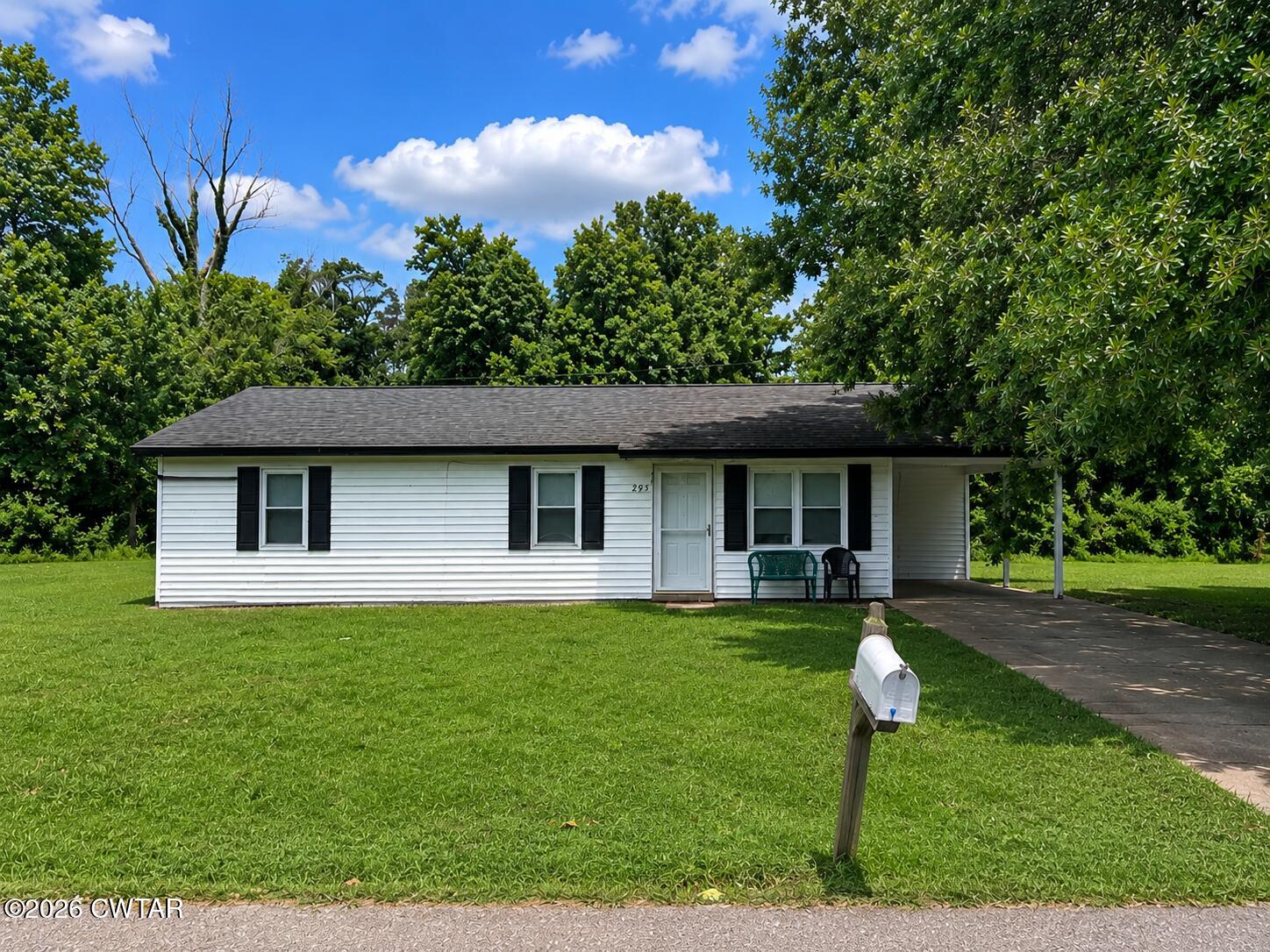 293 Lyte Circle — photo