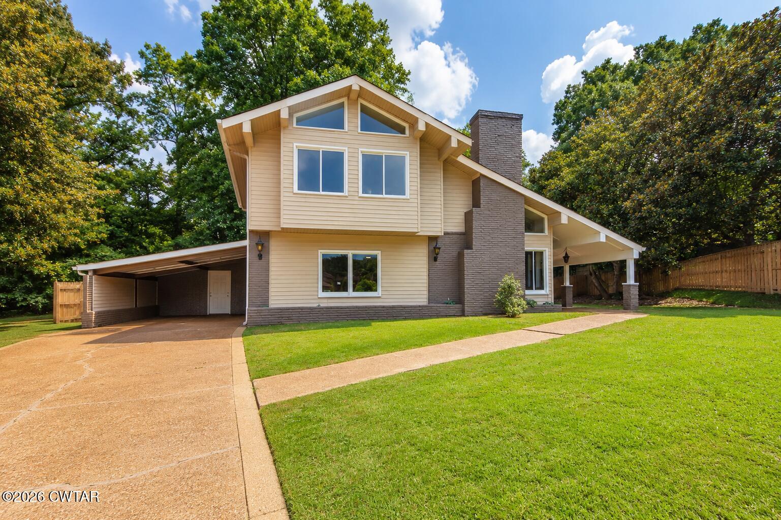 70 Hurtland Drive — photo