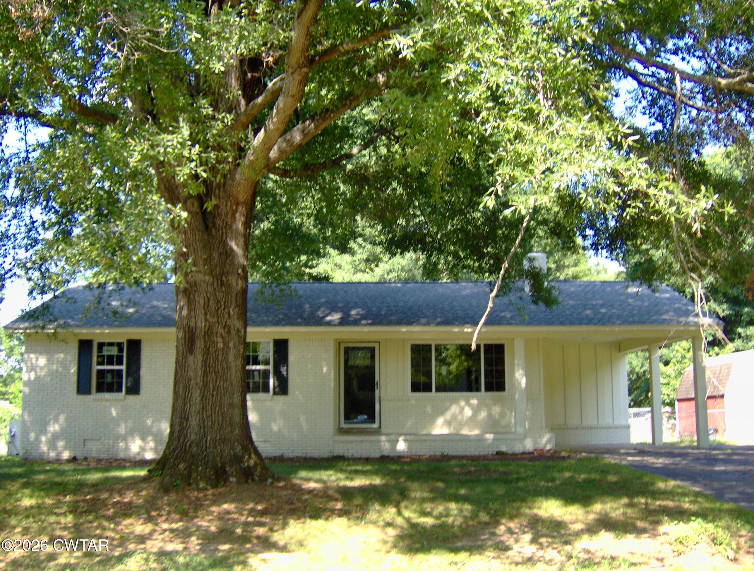 733 Walnut Hill Circle — photo