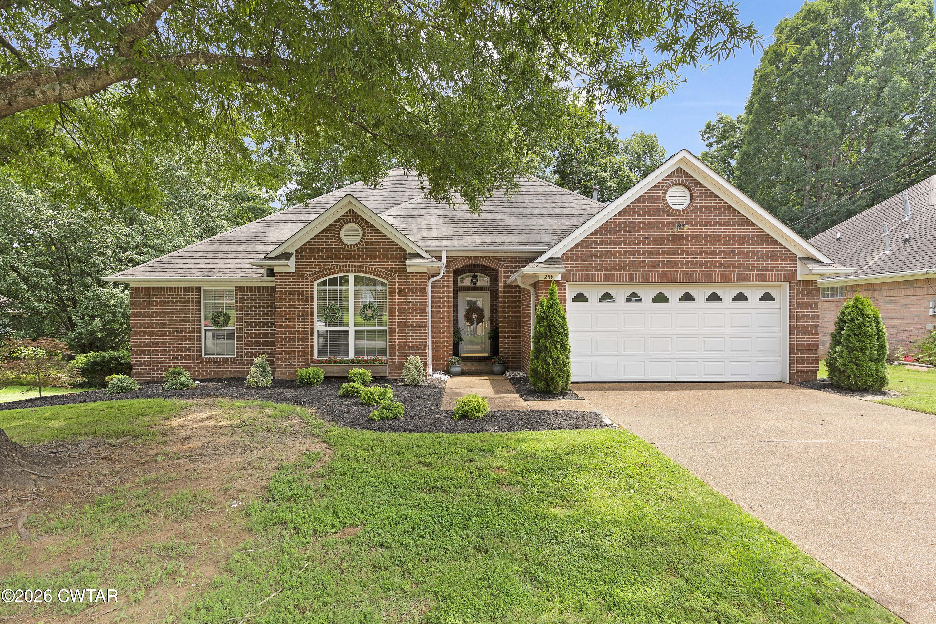 258 Executive Drive — photo