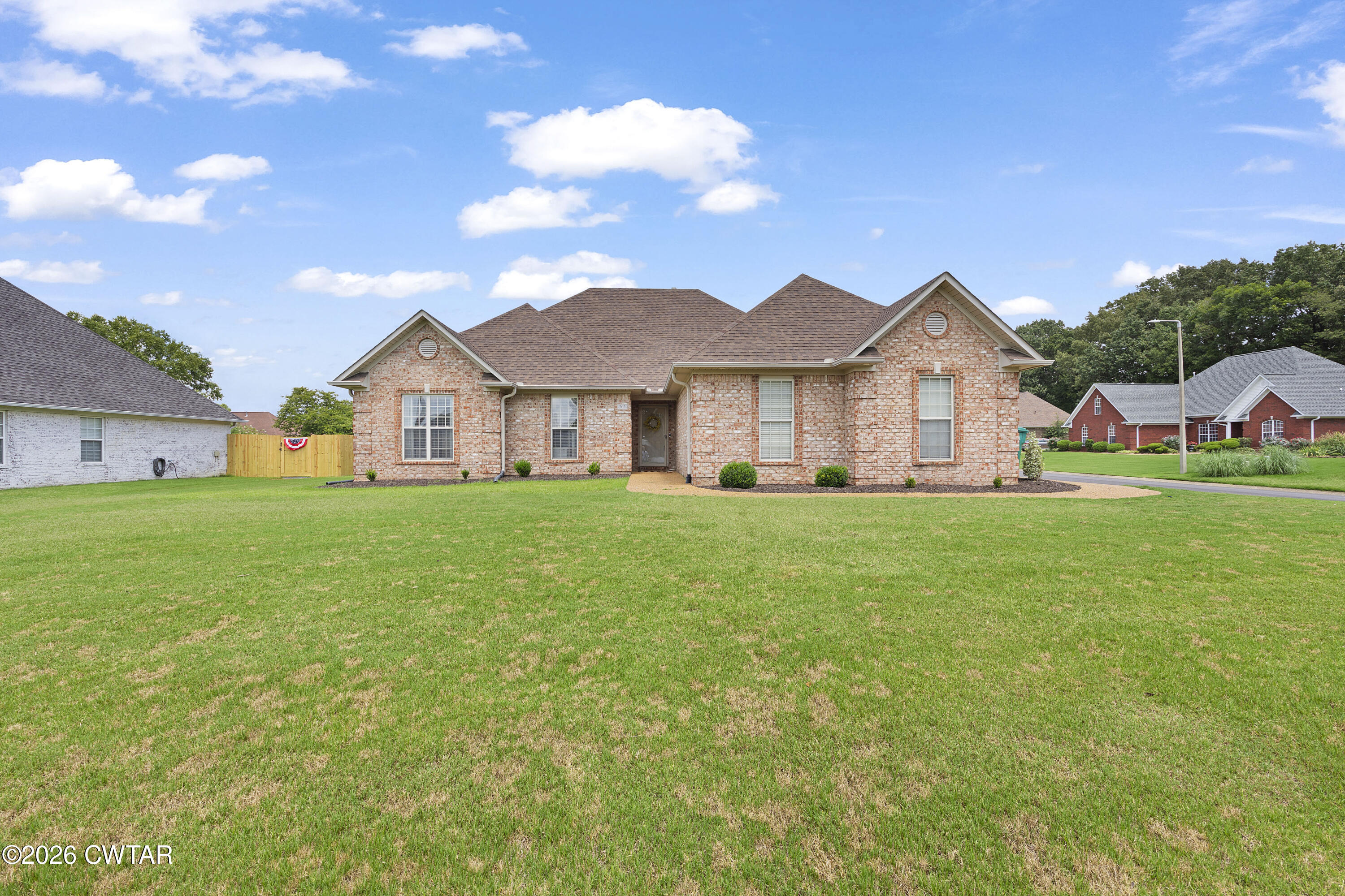 202 Willow Springs Drive — photo