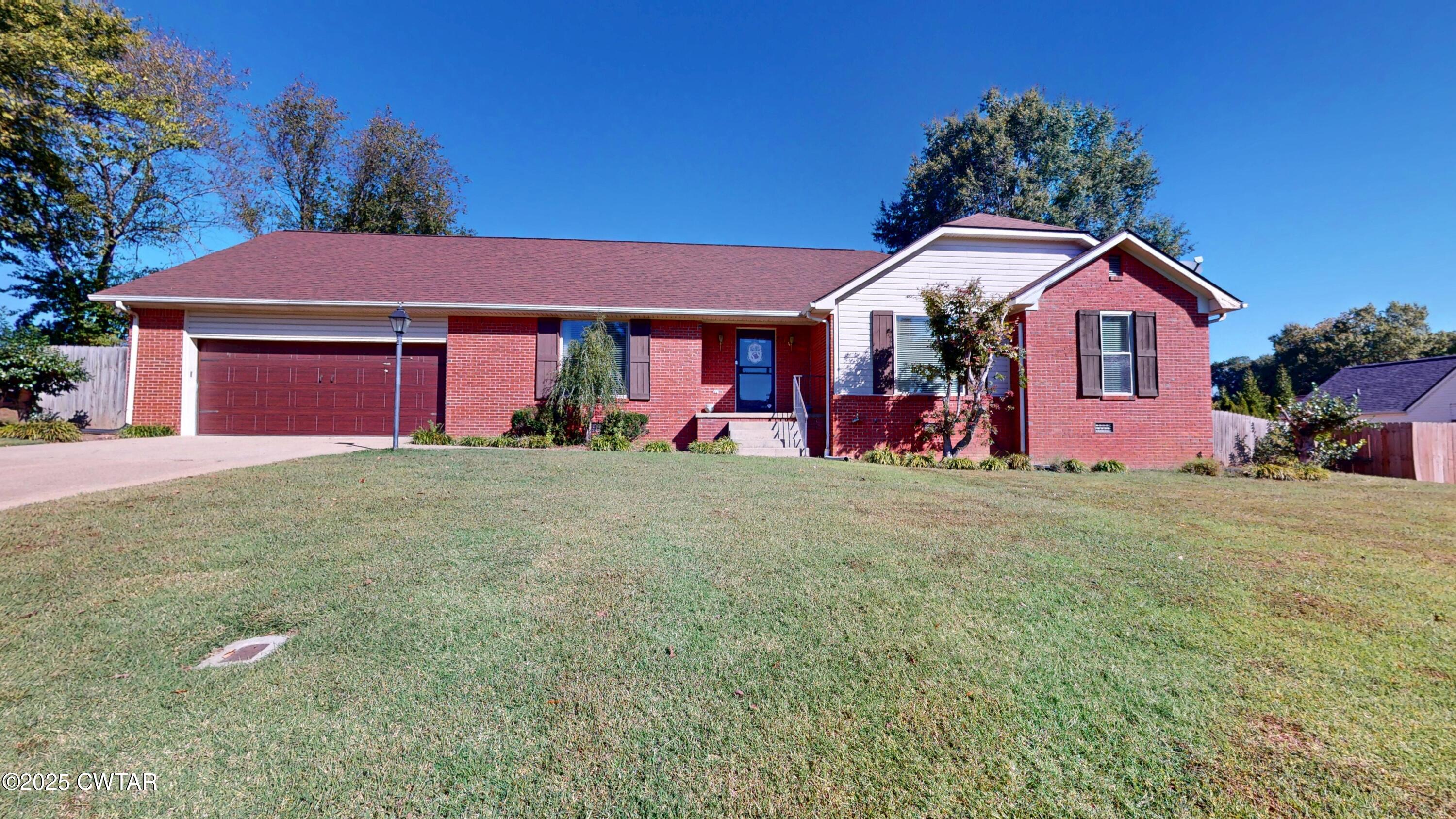2294 Fairfield Drive — photo