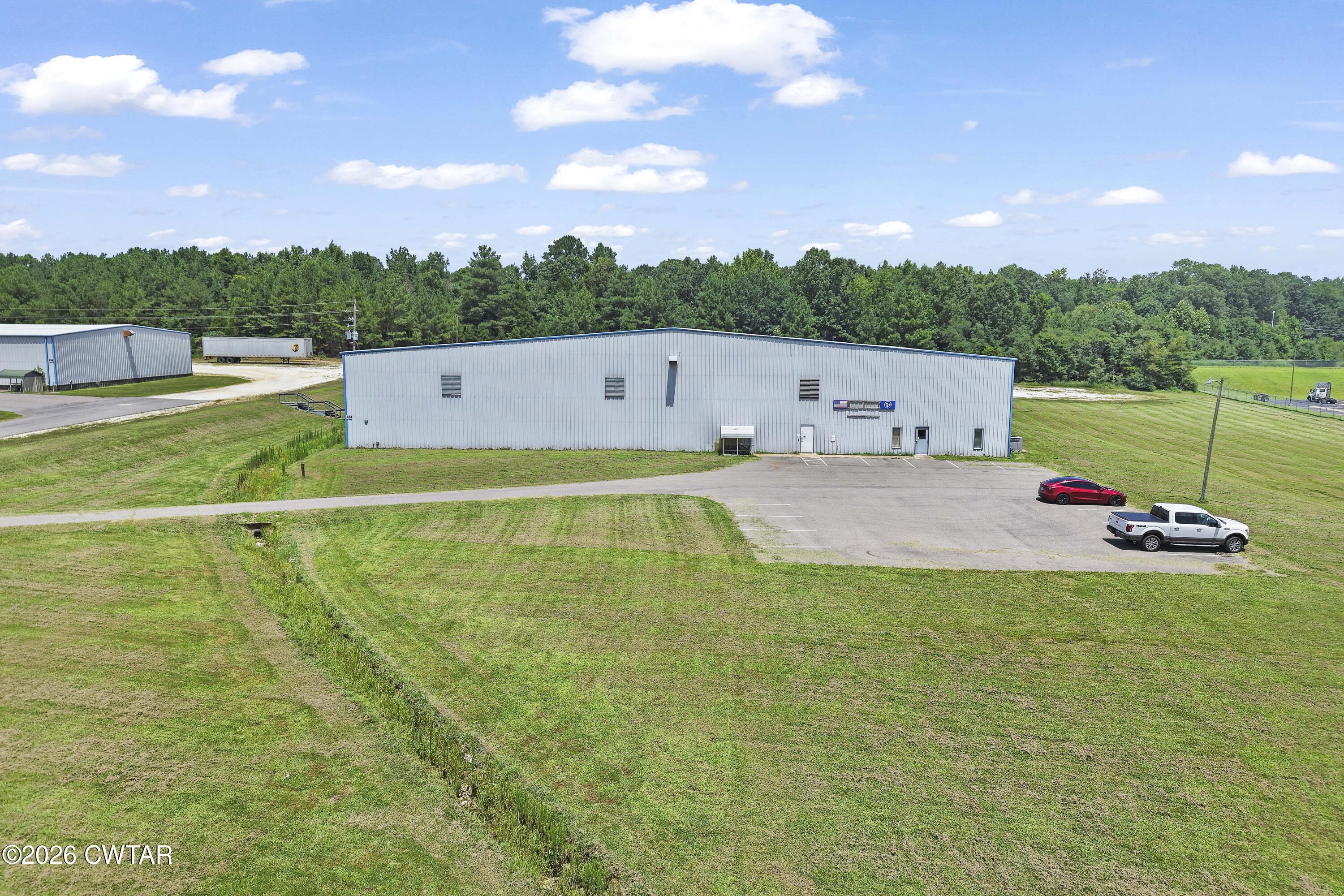 454 Swanson Drive — photo