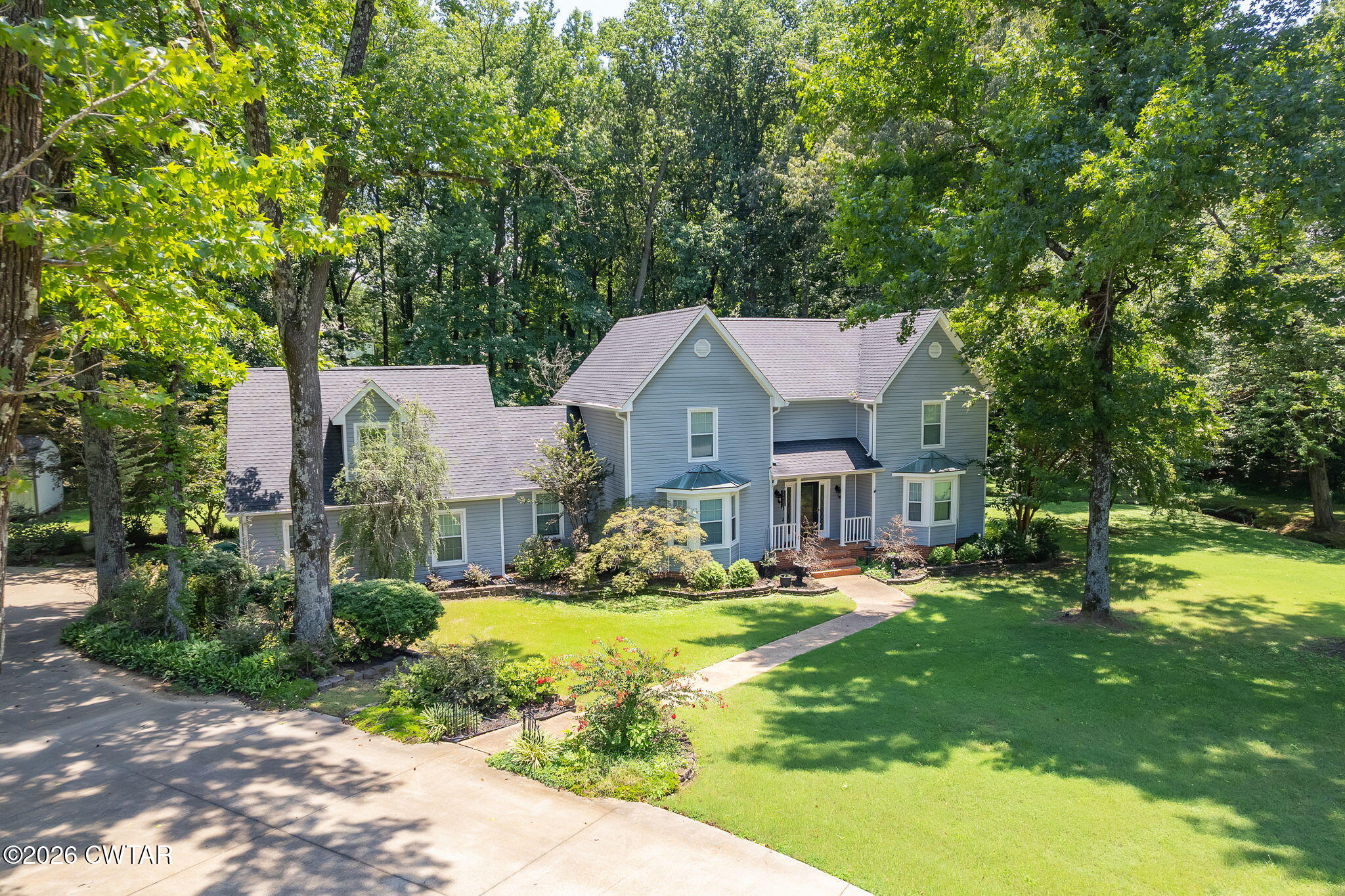 110 Greenbriar Lane — photo