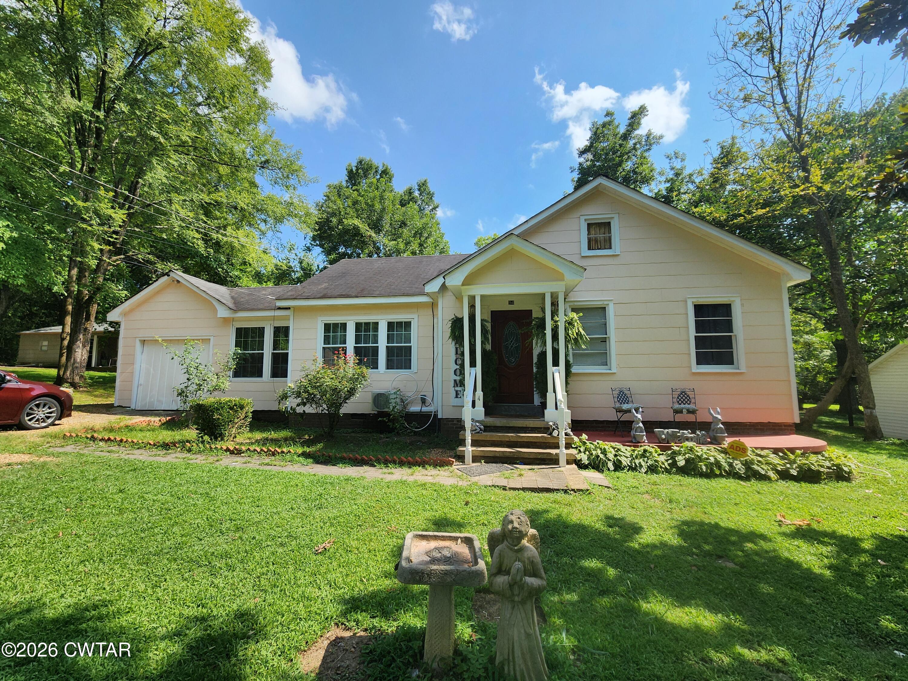 94 H C Walton Drive — photo