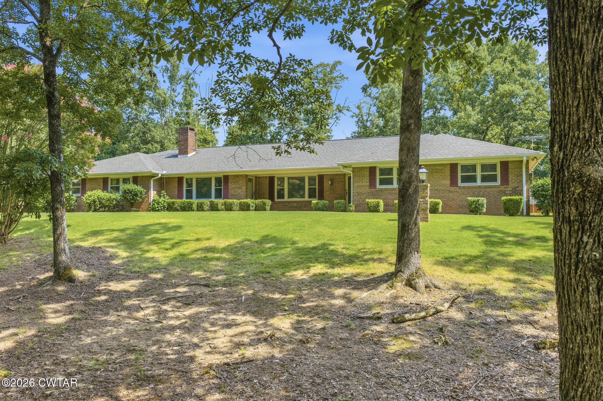 32 Fairway Place — photo