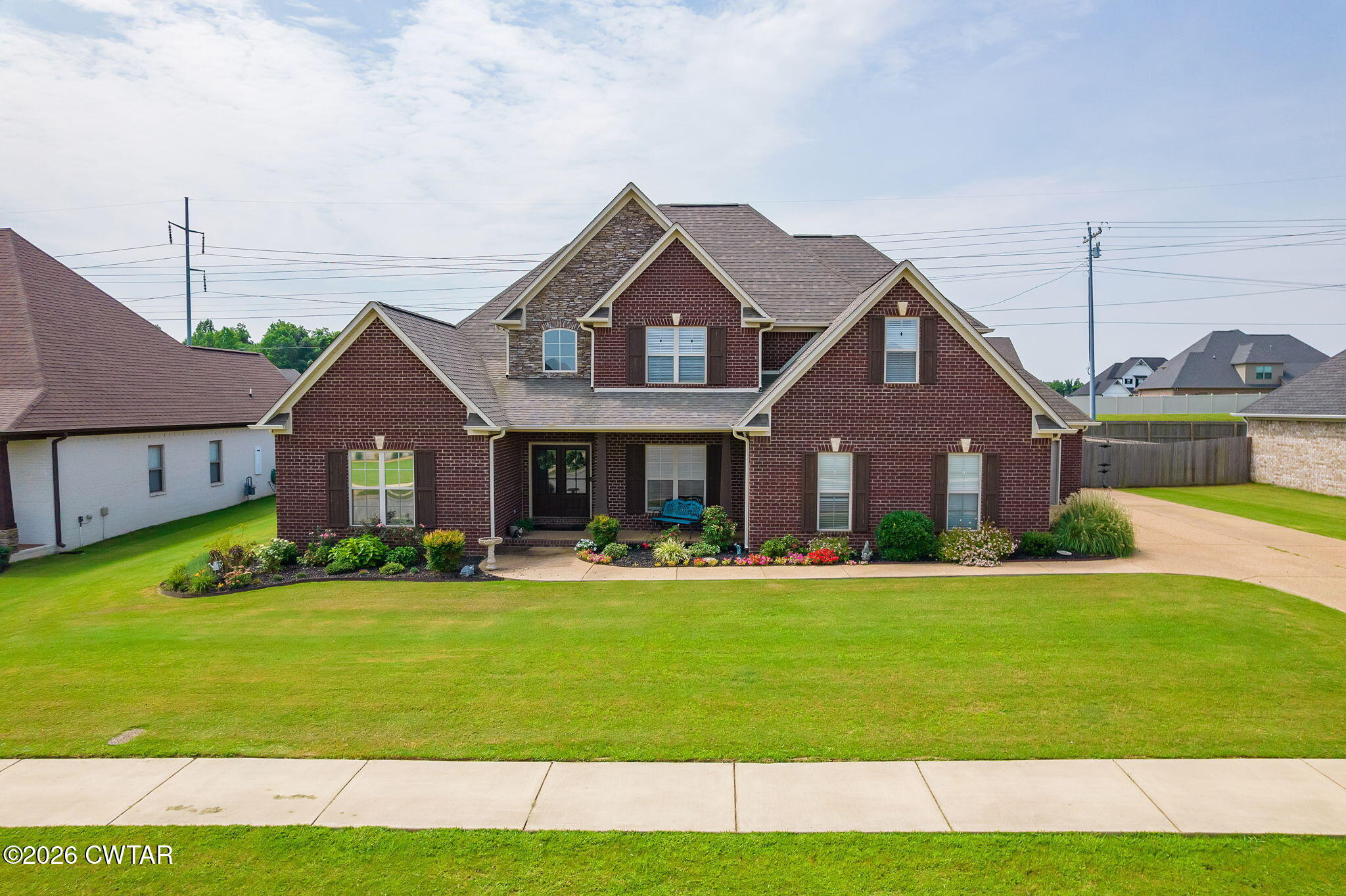 325 Silver Leaf Drive — photo