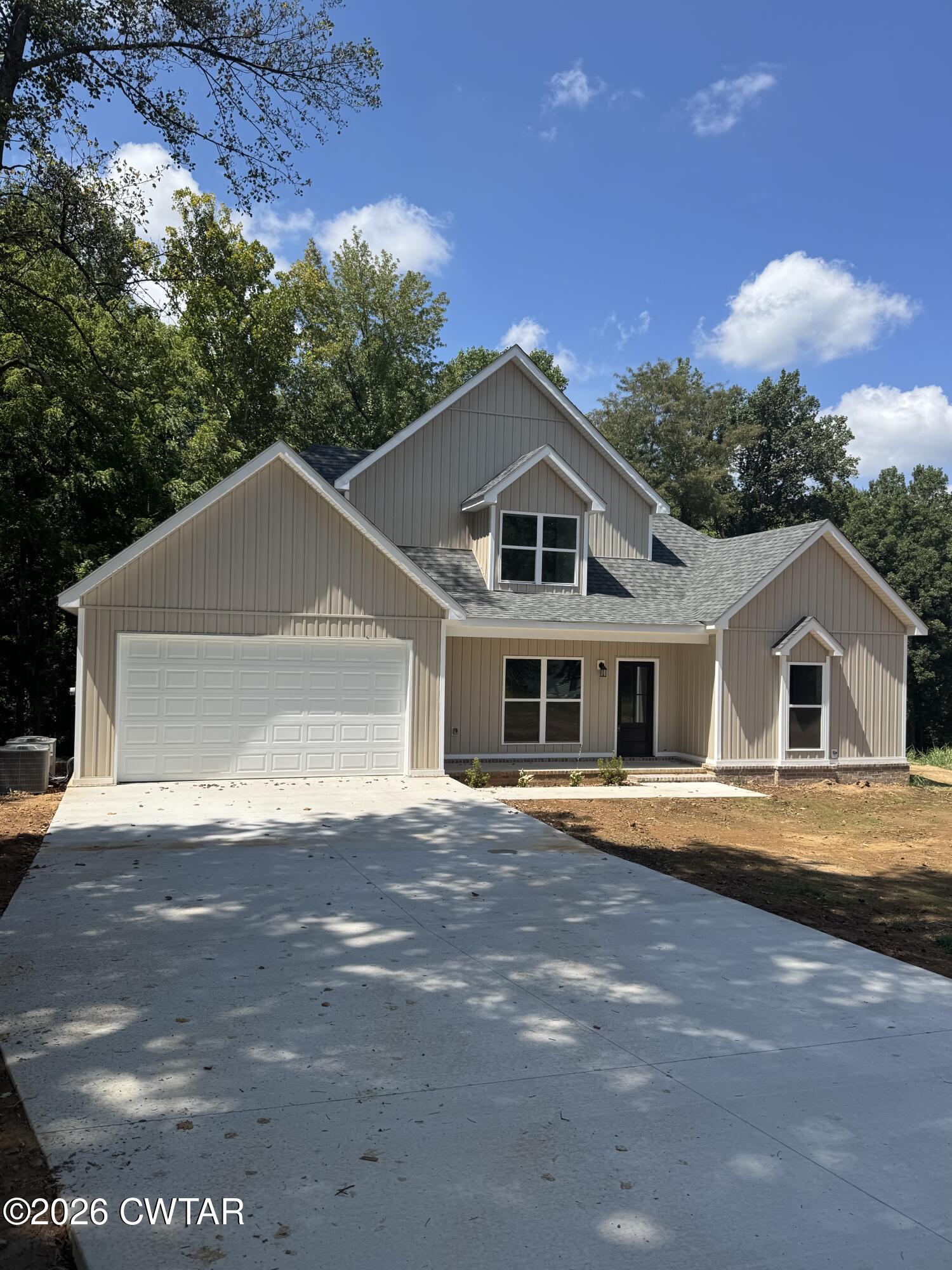 293 Redbud Lane — photo