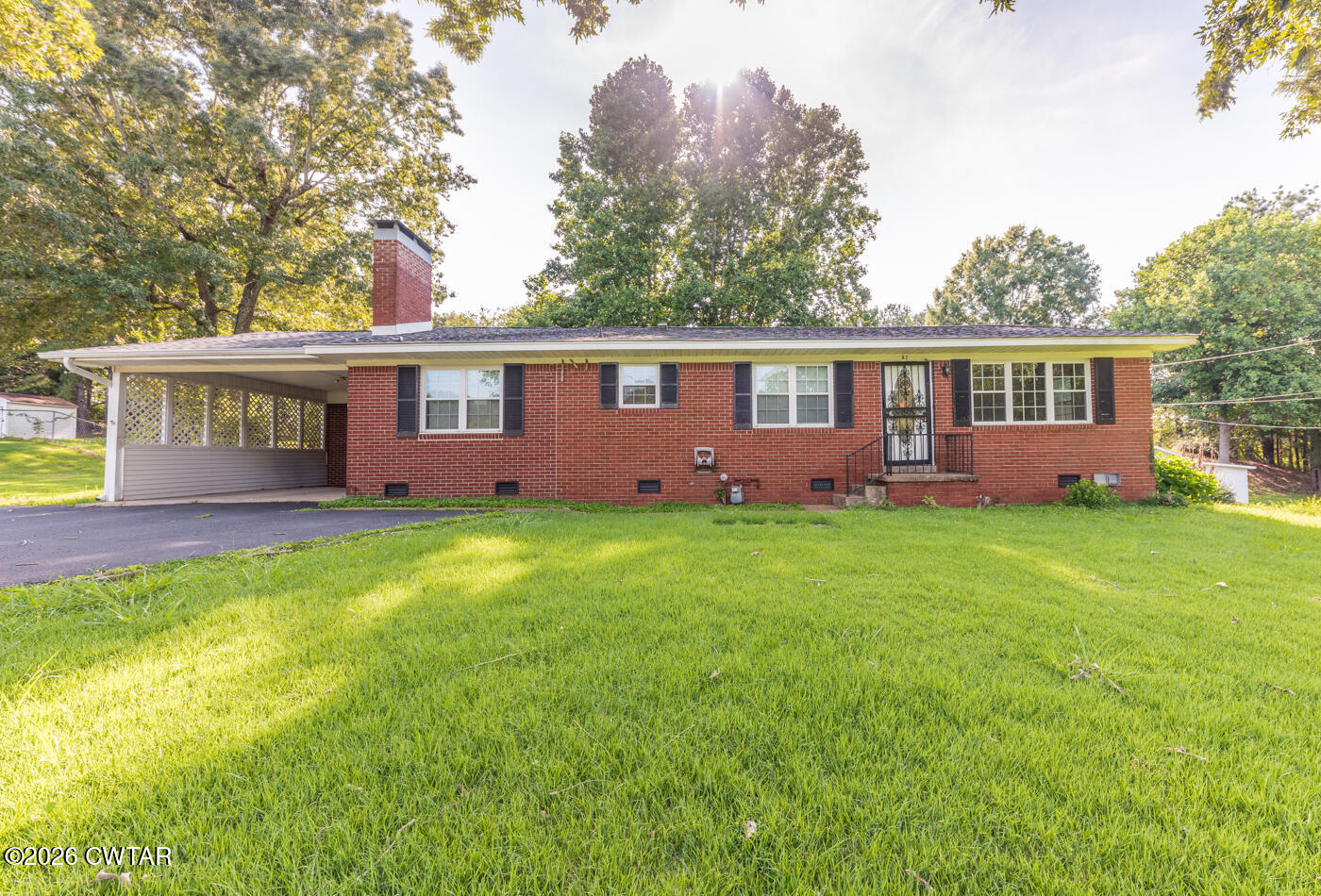 82 Northwood Drive — photo