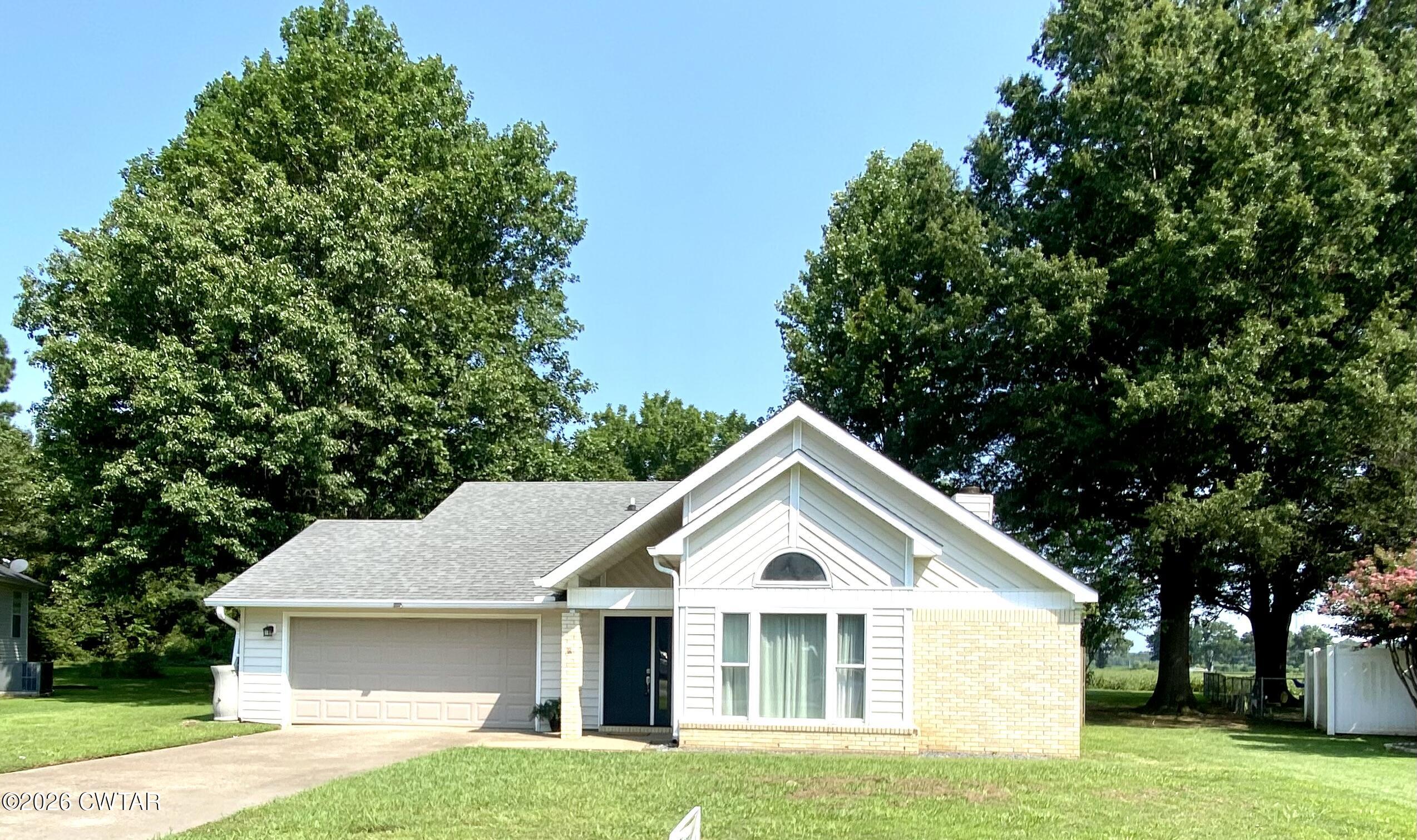 7133 Eagle Cove — photo