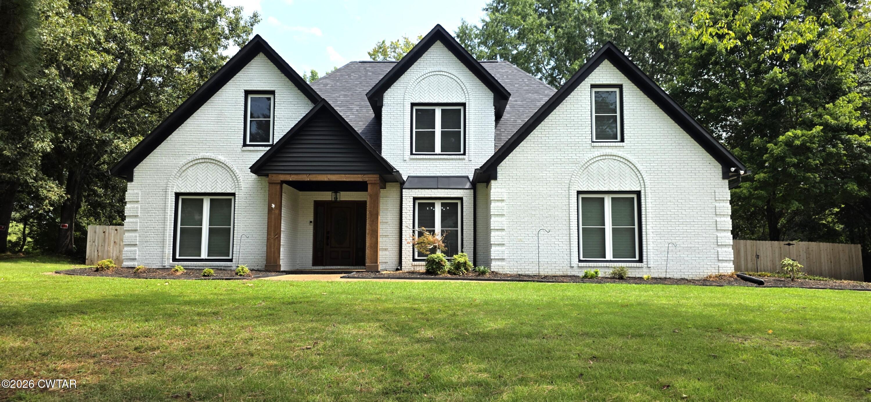 23 Woodgrove Drive — photo