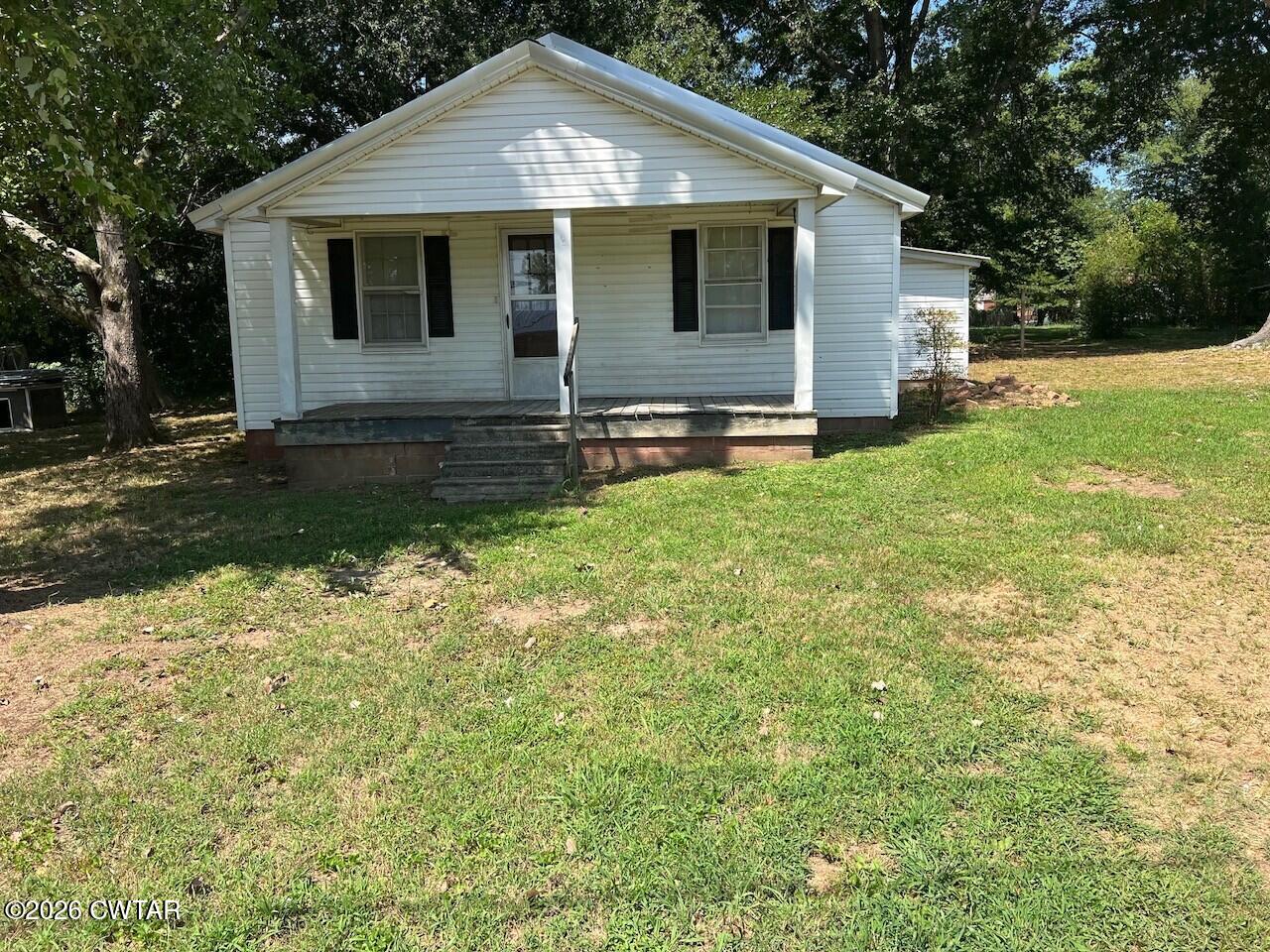 221 Sanford Cove — photo